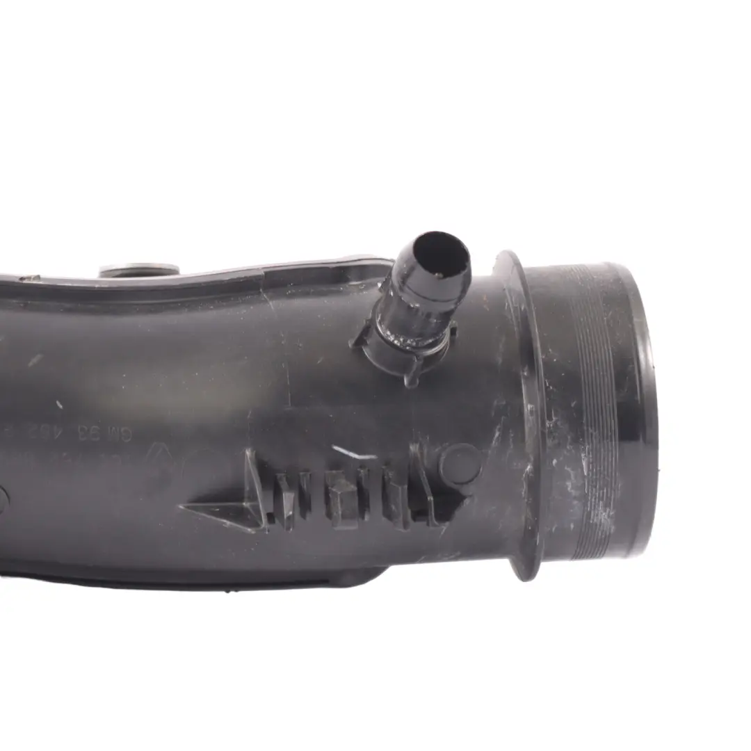 Tuyau d'admission d'air Renault Trafic Opel Vivaro 1.6 Diesel turbo pour à propos du numéro de pièce 165752889R Tuyau d'admission d'air Renault Trafic Opel Vivaro 1.6 Diesel turbo - SKU 165752889R - Numéro de pièce 165752889R