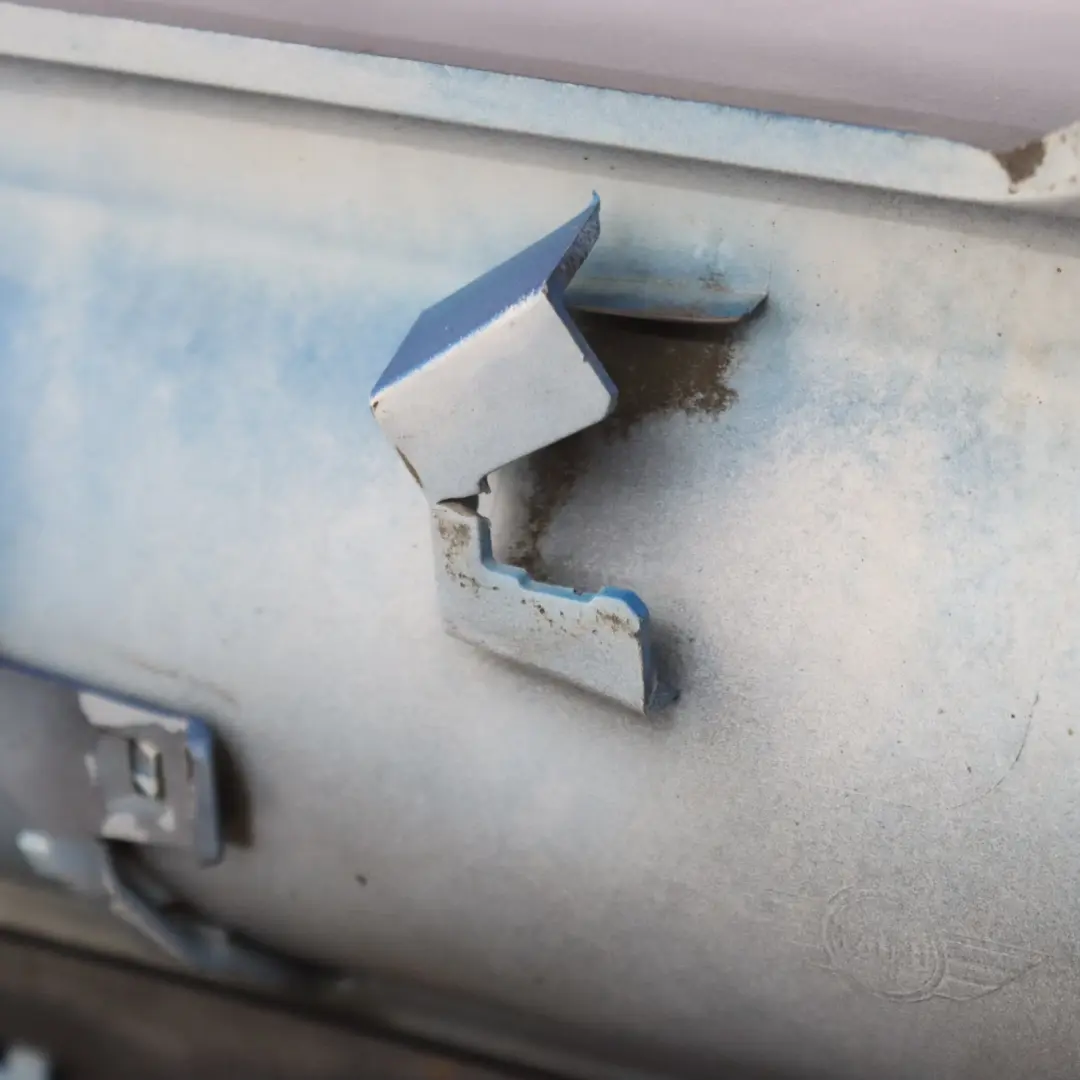 Porta sinistra Gonna laterale Lightning Blue Metallic A63 per Mini R56 R57 JCW con numero di parte 2156417 Mini R56 R57 JCW Porta sinistra Gonna laterale Lightning Blue Metallic A63 - SKU 2156417-LB - Numero di parte 2156417