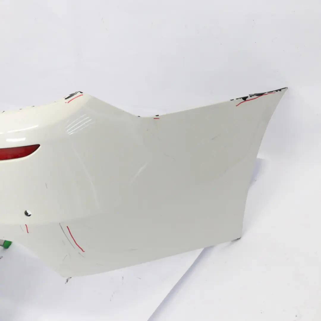 Zderzak Tylny M-Pakiet PDC Alpinweiss Alpine White - 300 do BMW F10 o numerze 2223018 BMW F10 Zderzak Tylny M-Pakiet PDC Alpinweiss Alpine White - 300 - SKU 2223018-AW - Numer Części 2223018