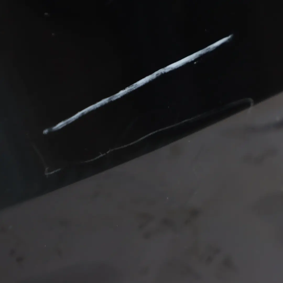 Zderzak Tylny M-Pakiet PDC Schwarz 2 Czarny - 668 do BMW F10 o numerze 2223018 BMW F10 Zderzak Tylny M-Pakiet PDC Schwarz 2 Czarny - 668 - SKU 2223018-SCH - Numer Części 2223018