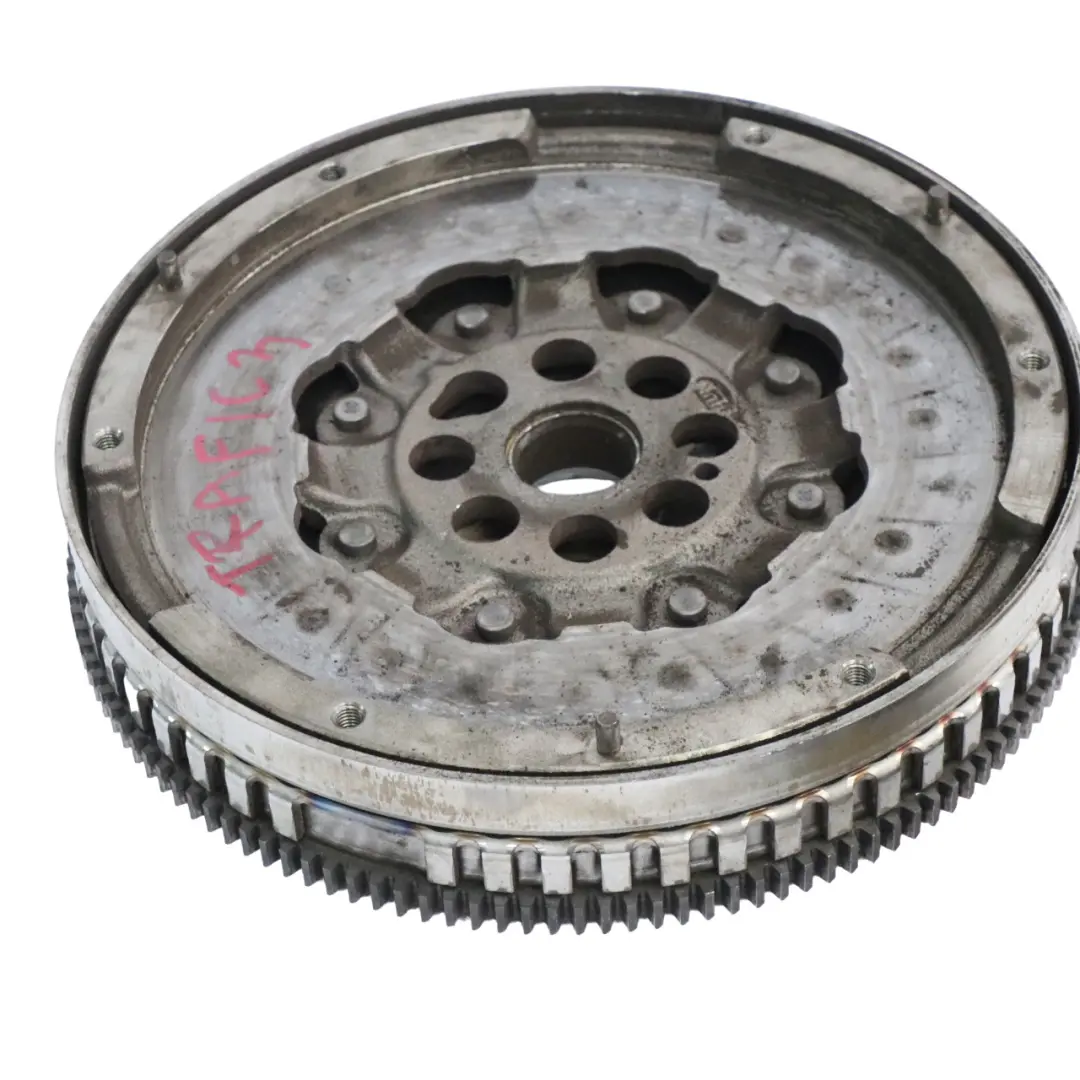 Kit d'embrayage double volant moteur 1.6 DCI pour Renault Trafic III à propos du numéro de pièce 302052965R Renault Trafic III Kit d'embrayage double volant moteur 1.6 DCI - SKU 302052965R-1 - Numéro de pièce 302052965R