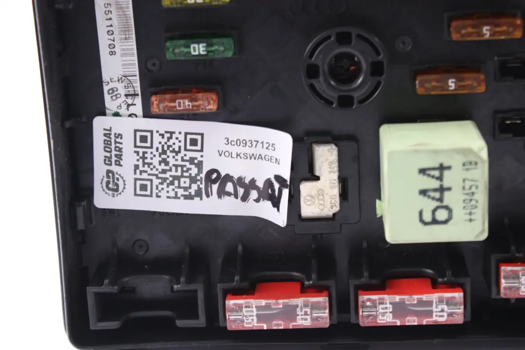 Volkswagen VW Passat B6 Caja de Fusibles Relé Módulo Eléctrico - SKU 3c0937125 - Número de pieza 3C0937125