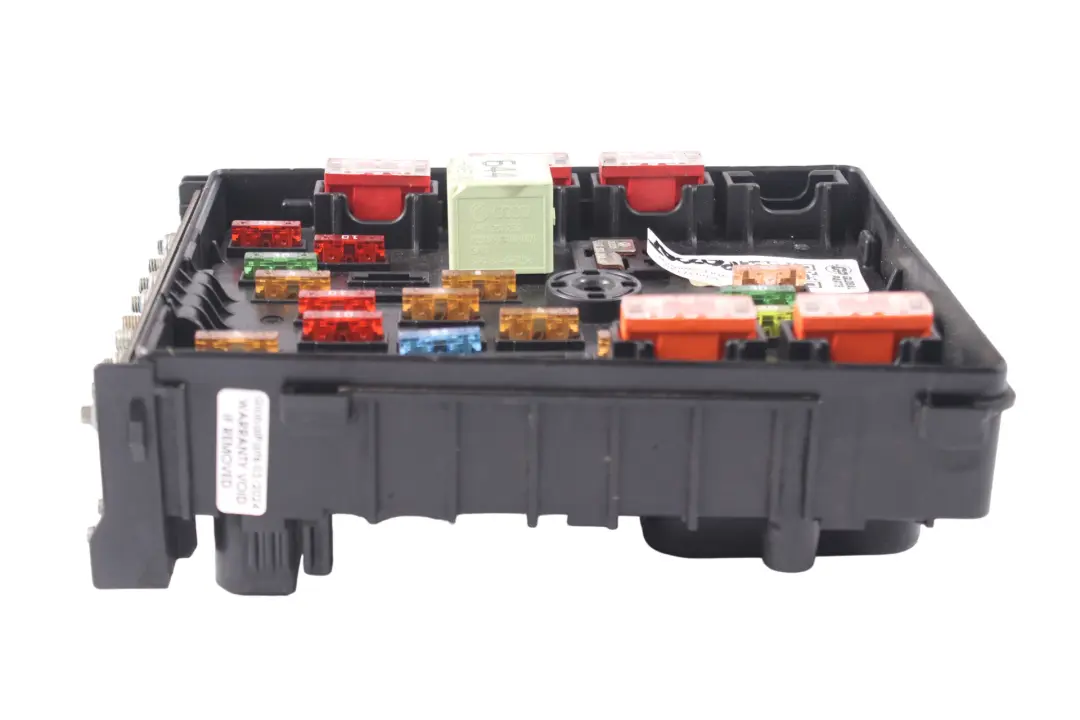Fuse Box Relay Electrical Module Unit to Volkswagen VW Passat B6 with Part number 3C0937125 Volkswagen VW Passat B6 Fuse Box Relay Electrical Module Unit - SKU 3c0937125 - Part number 3C0937125