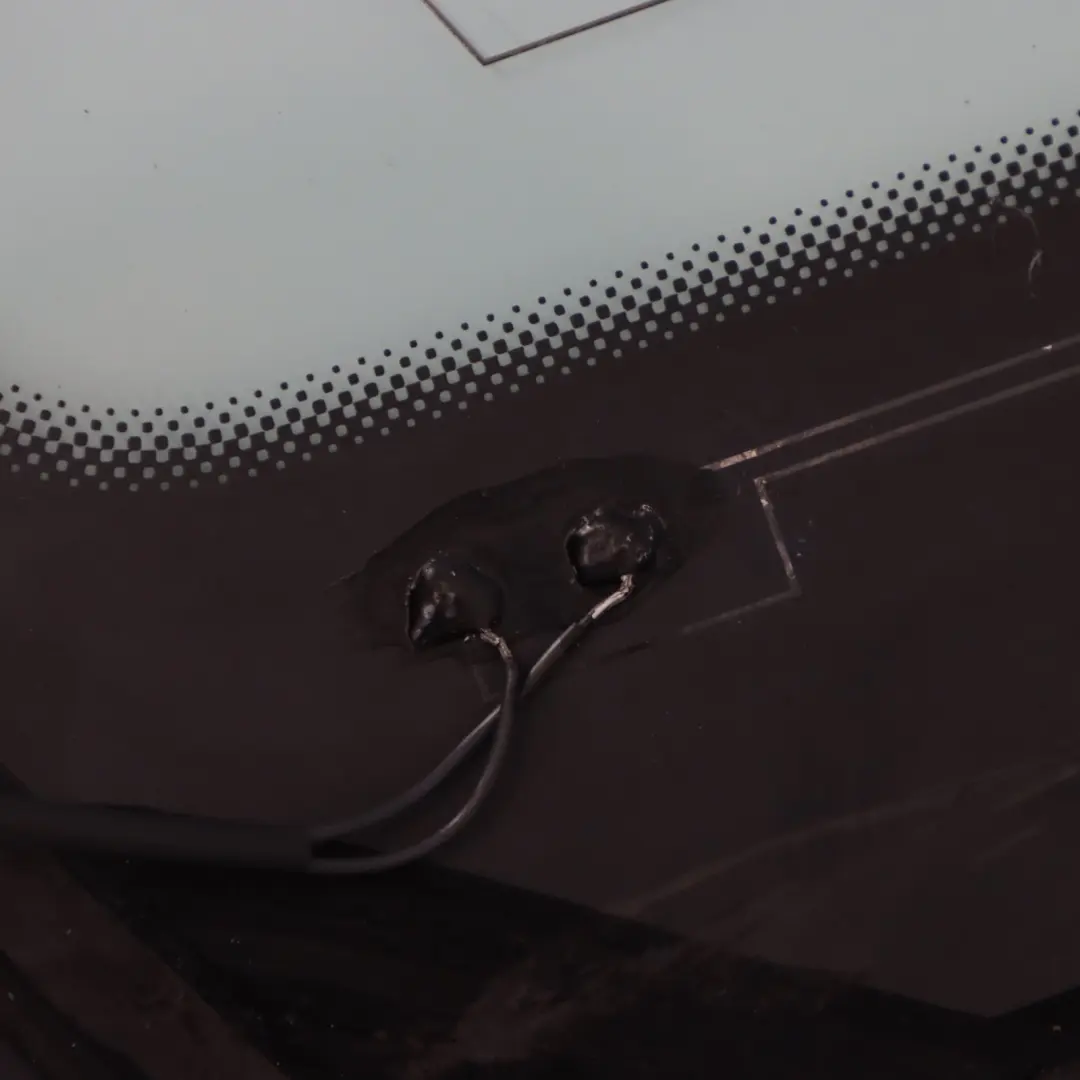 Fenêtre Audi A6 C5 Avant Panneau arrière gauche de la vitre latérale AS2 pour à propos du numéro de pièce 4B9845299AS Fenêtre Audi A6 C5 Avant Panneau arrière gauche de la vitre latérale AS2 - SKU 4B9845299AS - Numéro de pièce 4B9845299AS