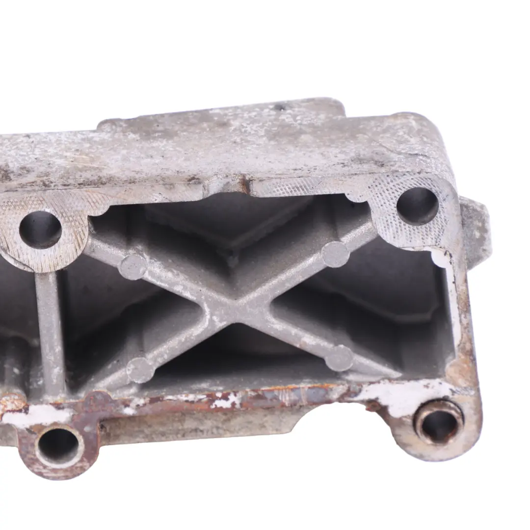 Iveco Daily II Support de Suspension Moteur Support Droit - SKU 504050580 - Numéro de pièce 504050580