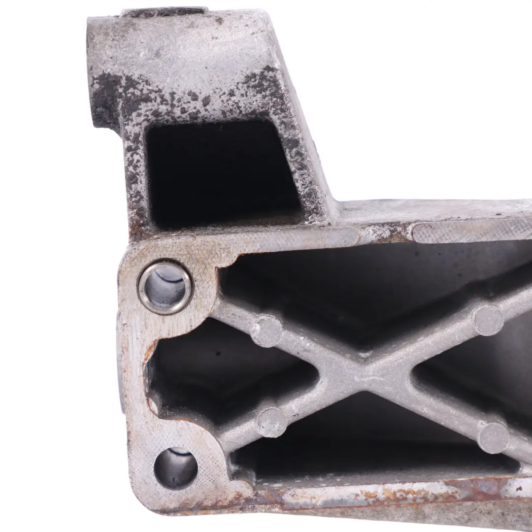 Iveco Daily II Support de Suspension Moteur Support Droit - SKU 504050580 - Numéro de pièce 504050580