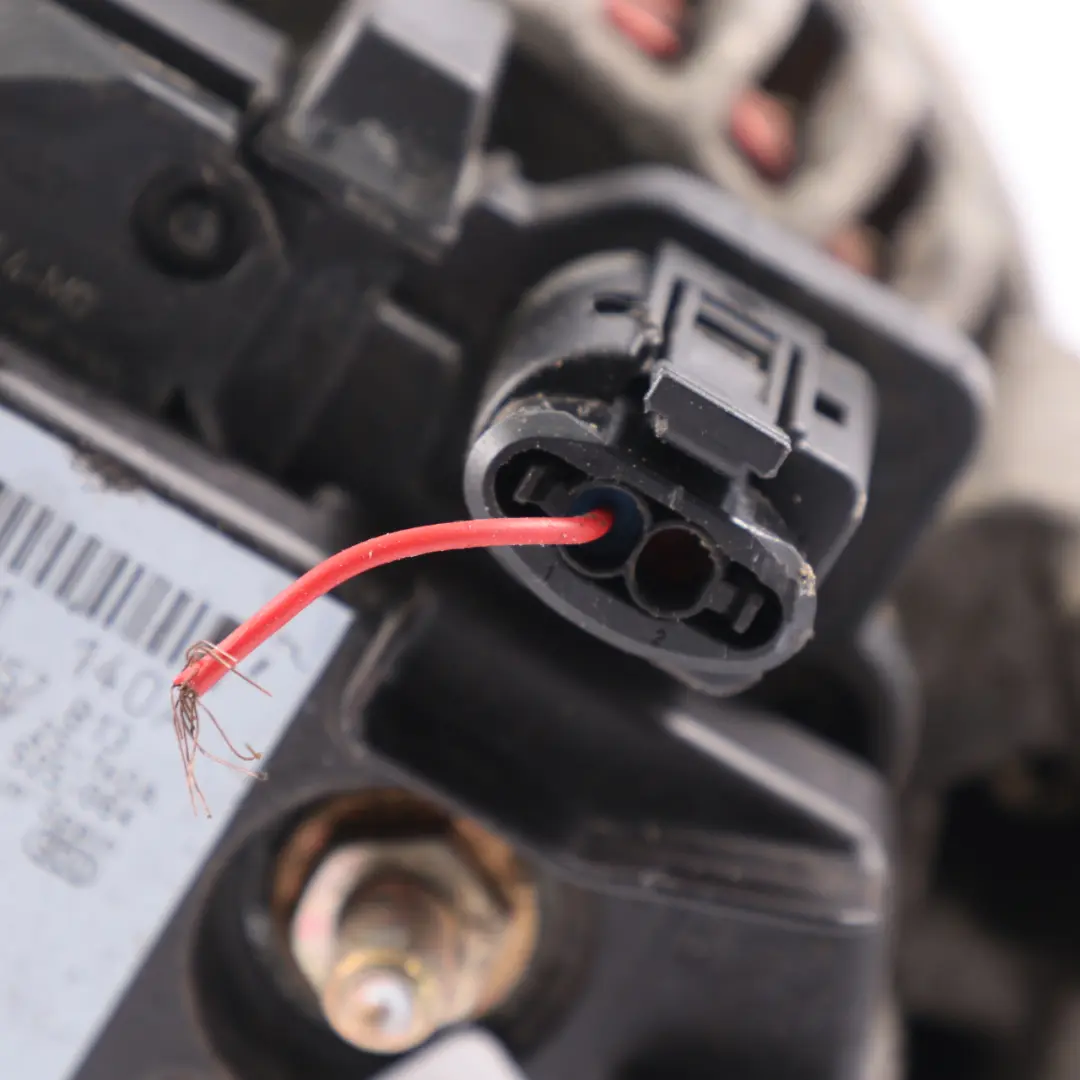  Alternador Motor Iveco Daily II Alternador Generador 140A - SKU 504057813 - Número de pieza 504057813