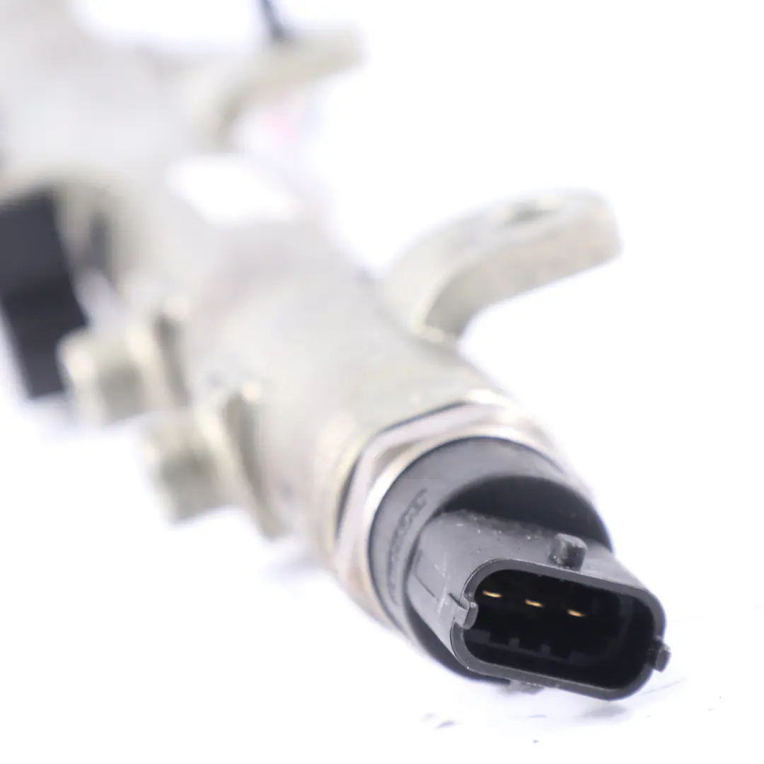 Iveco Daily Fiat Ducato Injecteur de carburant Ligne Diesel - SKU 504088709 - Numéro de pièce 504088709