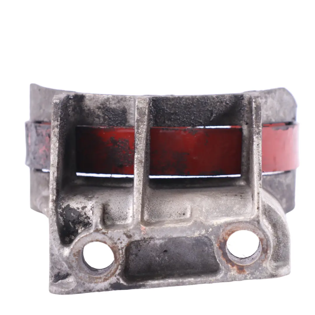 Support fixation réservoir liquide direction assistée pour Iveco Daily II à propos du numéro de pièce 504090981 Iveco Daily II Support fixation réservoir liquide direction assistée - SKU 504090981 - Numéro de pièce 504090981