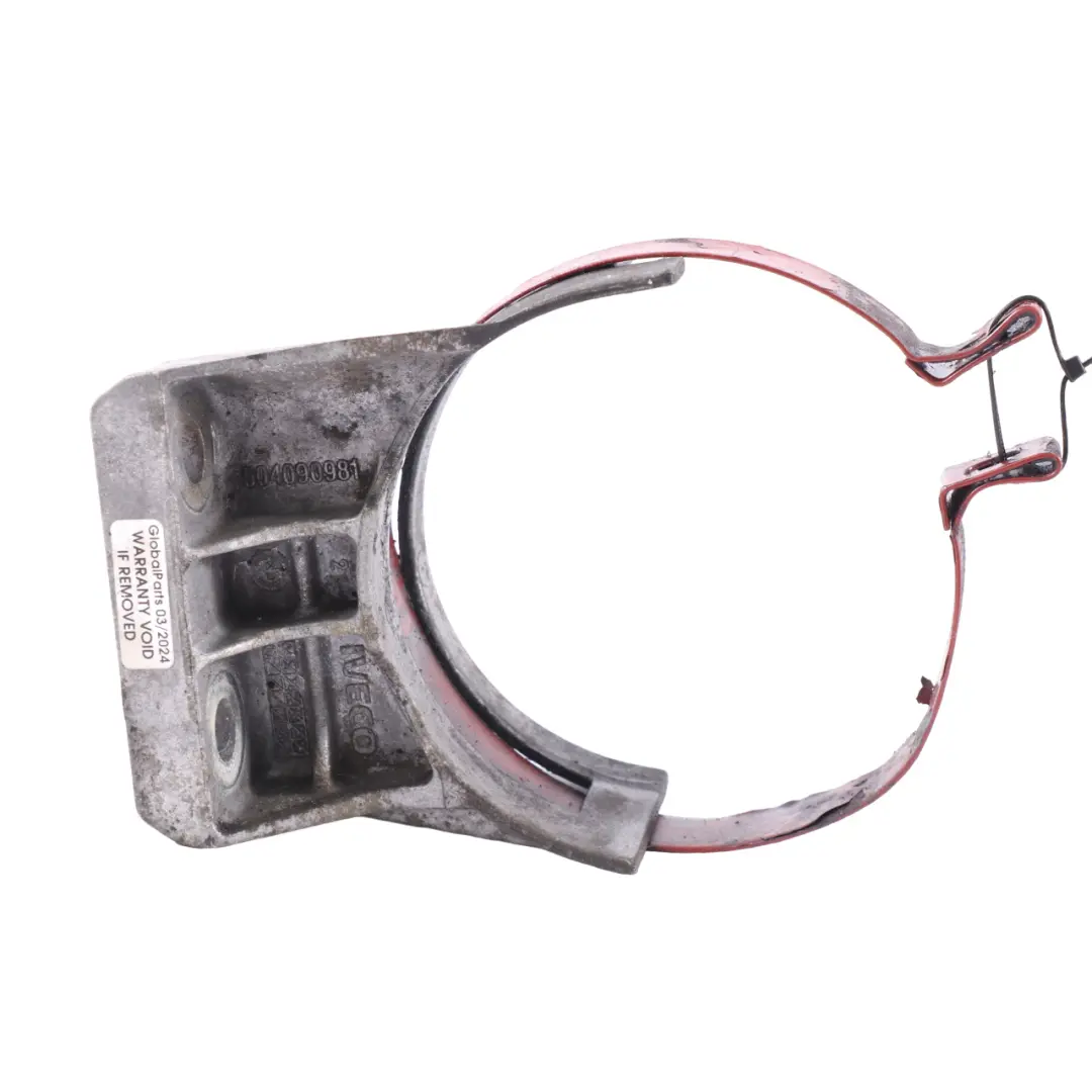 Soporte montaje depósito líquido de dirección asistida para Iveco Daily II con número de pieza 504090981 Iveco Daily II Soporte montaje depósito líquido de dirección asistida - SKU 504090981 - Número de pieza 504090981