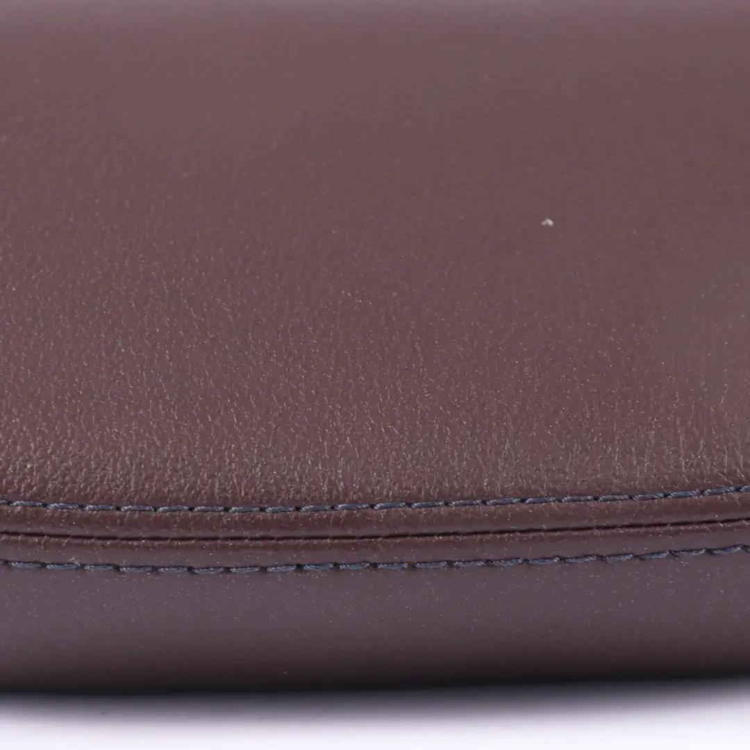 Poggiatesta BMW G20 G21 Poggiatesta sedile posteriore posteriore Pelle Mokka per con numero di parte 5A05884 Poggiatesta BMW G20 G21 Poggiatesta sedile posteriore posteriore Pelle Mokka - SKU 5A05884 - Numero di parte 5A05884