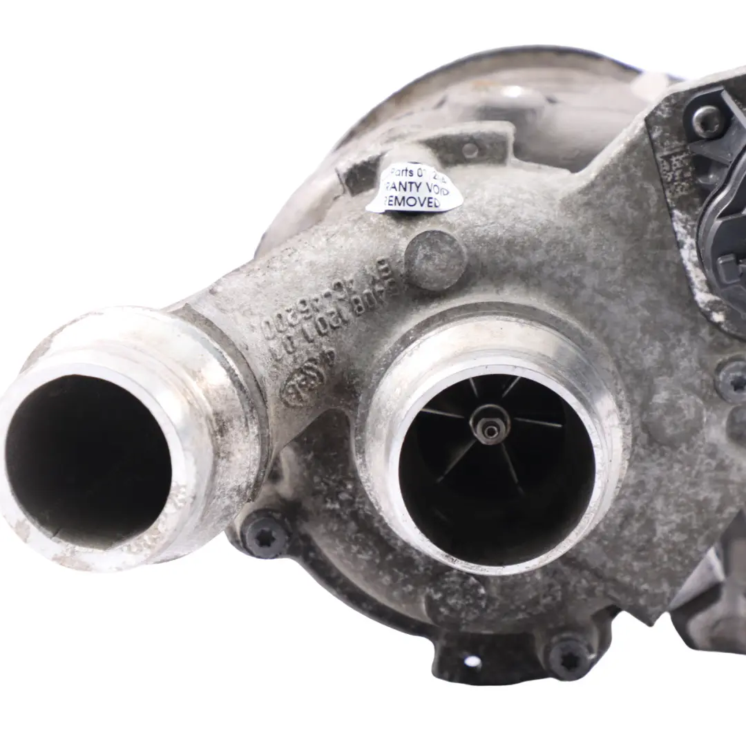 B38 Turbosprężarka Turbo do BMW F20 F21 F30 F31 LCI F32 o numerze 5A14817 BMW F20 F21 F30 F31 LCI F32 B38 Turbosprężarka Turbo - SKU 5A14817 - Numer Części 5A14817