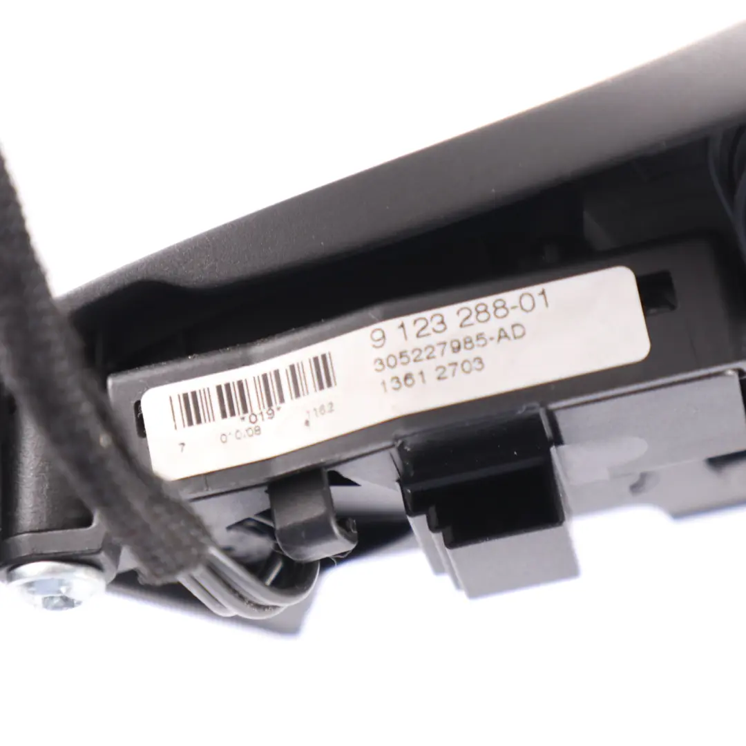 BMW E81 E82 E87 E90 E91 E92 Carcasa del Interruptor Multifuncion Volante - SKU 6769894-5 - Número de pieza 6769894