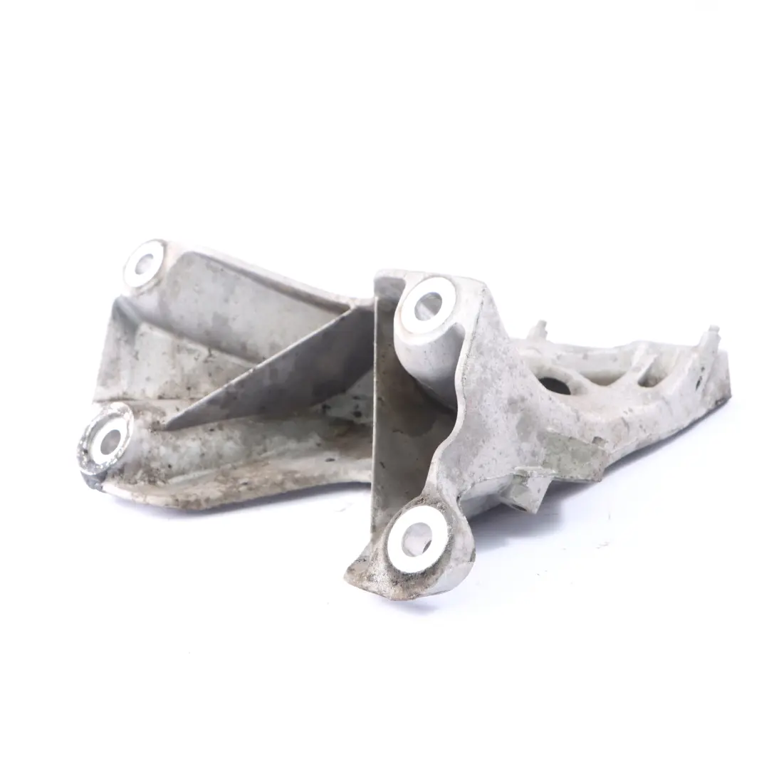 Support moteur BMW E90 E92 N52 Petrol Support de fixation droit 6779368 pour à propos du numéro de pièce 6779370 Support moteur BMW E90 E92 N52 Petrol Support de fixation droit 6779368 - SKU 6779370-1 - Numéro de pièce 6779370