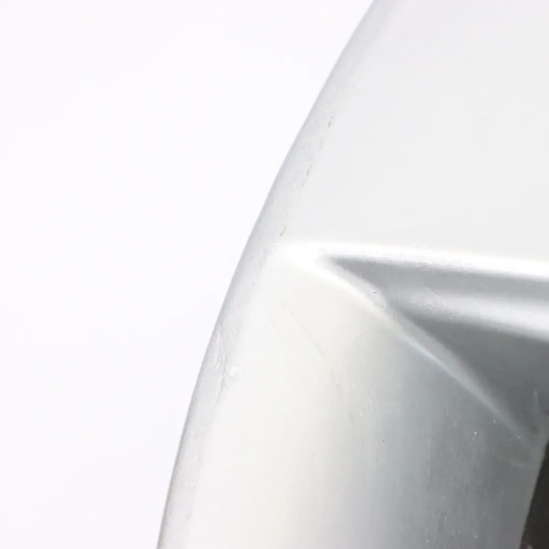 Cerchio in lega argento 17" V Spoke 413 7,5J ET:37 per BMW F30 F31 F32 con numero di parte 6796240 BMW F30 F31 F32 Cerchio in lega argento 17" V Spoke 413 7,5J ET:37 - SKU 6796240-2 - Numero di parte 6796240