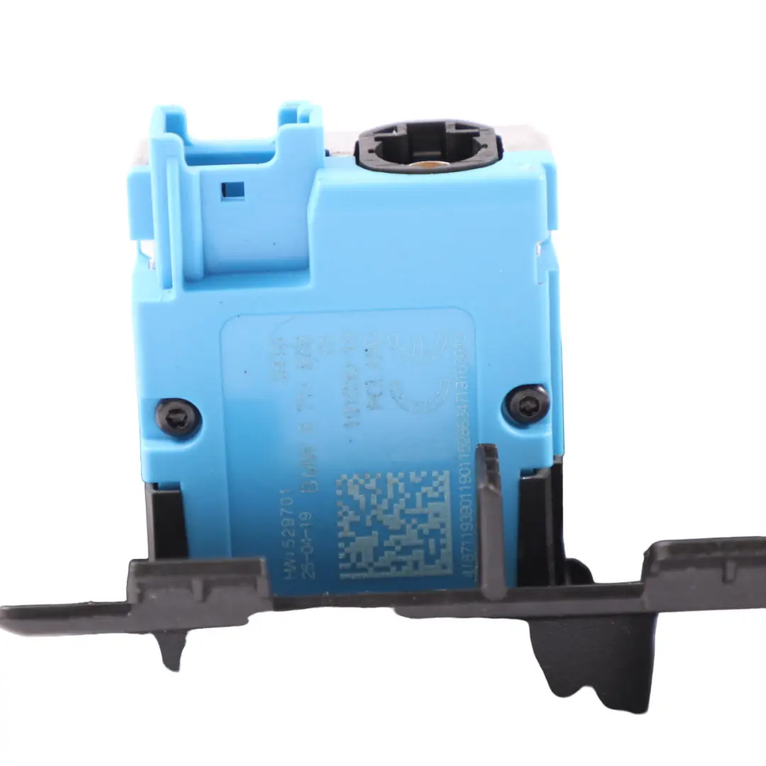 Storage Trim BMW G20 G21 Center Console USB-C Charging Socket to with Part number 6807232 Storage Trim BMW G20 G21 Center Console USB-C Charging Socket - SKU 6807232 - Part number 6807232