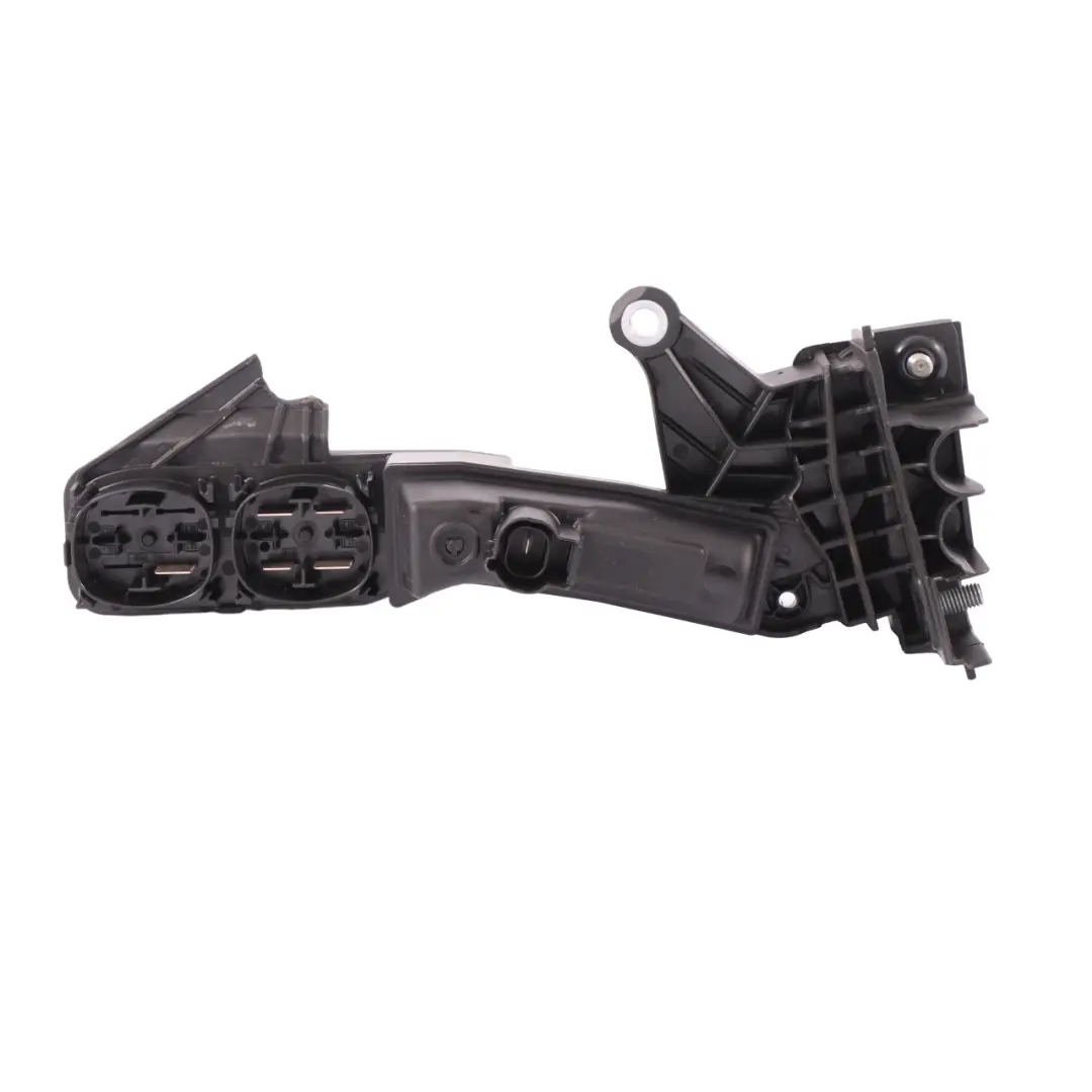 Borne de batterie BMW G20 Boîte de distribution de tension 400W MID pour à propos du numéro de pièce 6842527 Borne de batterie BMW G20 Boîte de distribution de tension 400W MID - SKU 6842527 - Numéro de pièce 6842527