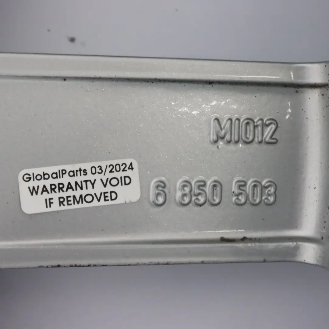 Llanta de aleación plateada 17" ET:48 7J para Mini Cooper One R55 R56 R57 R58 con número de pieza 6850503 Mini Cooper One R55 R56 R57 R58 Llanta de aleación plateada 17" ET:48 7J - SKU 6850503-2 - Número de pieza 6850503