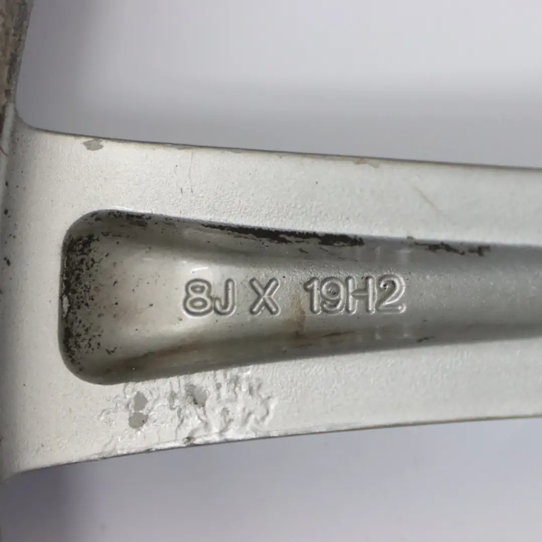 Przednia Felga Aluminiowa 19" Turbine Styling 389 8J ET:30 do BMW F34 GT o numerze 6854677 BMW F34 GT Przednia Felga Aluminiowa 19" Turbine Styling 389 8J ET:30 - SKU 6854677-1 - Numer Części 6854677