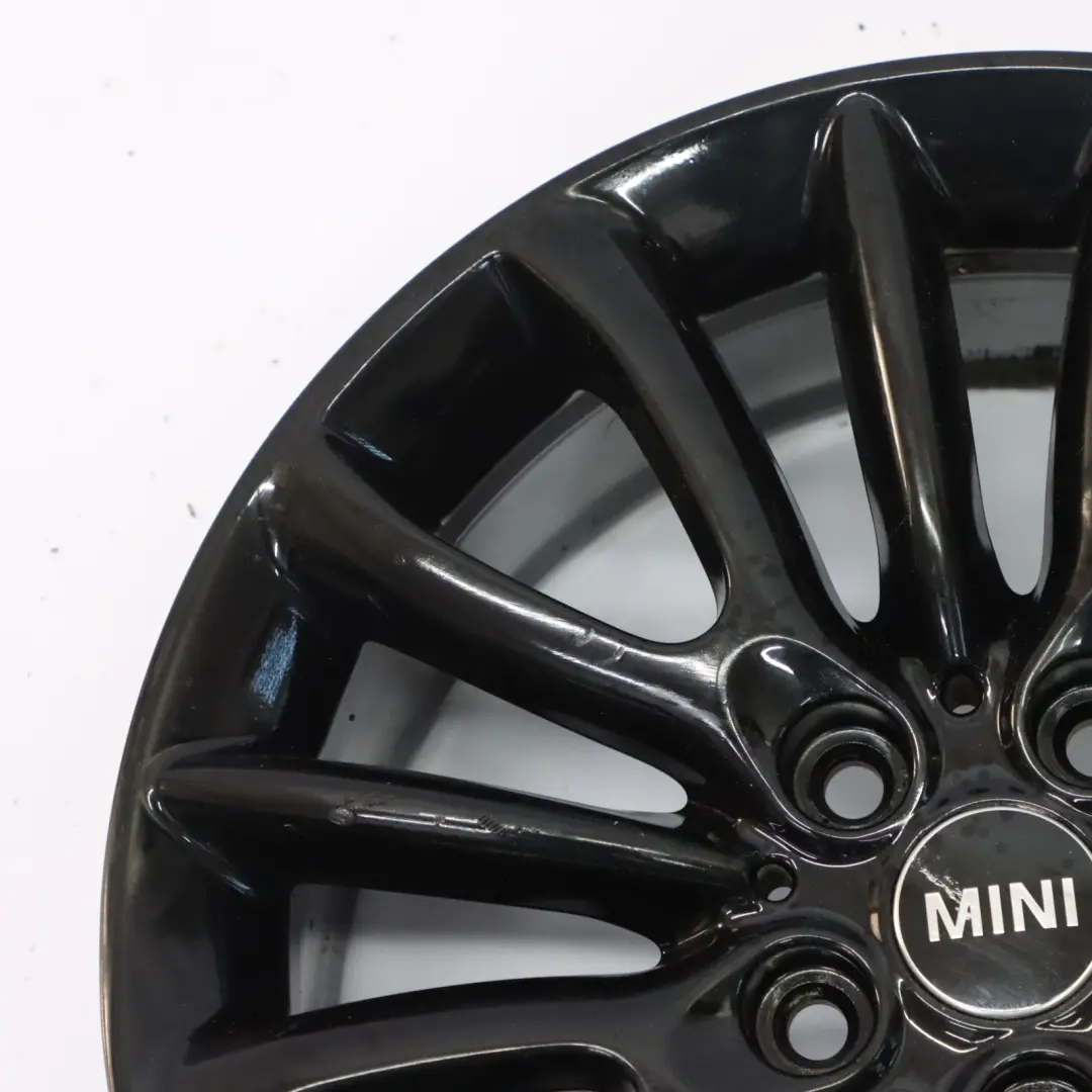 Cerchio in lega nero 17" a raggi netti 519 ET:54 7,5J per Mini Clubman F54 con numero di parte 6856046 Mini Clubman F54 Cerchio in lega nero 17" a raggi netti 519 ET:54 7,5J - SKU 6856046-1 - Numero di parte 6856046