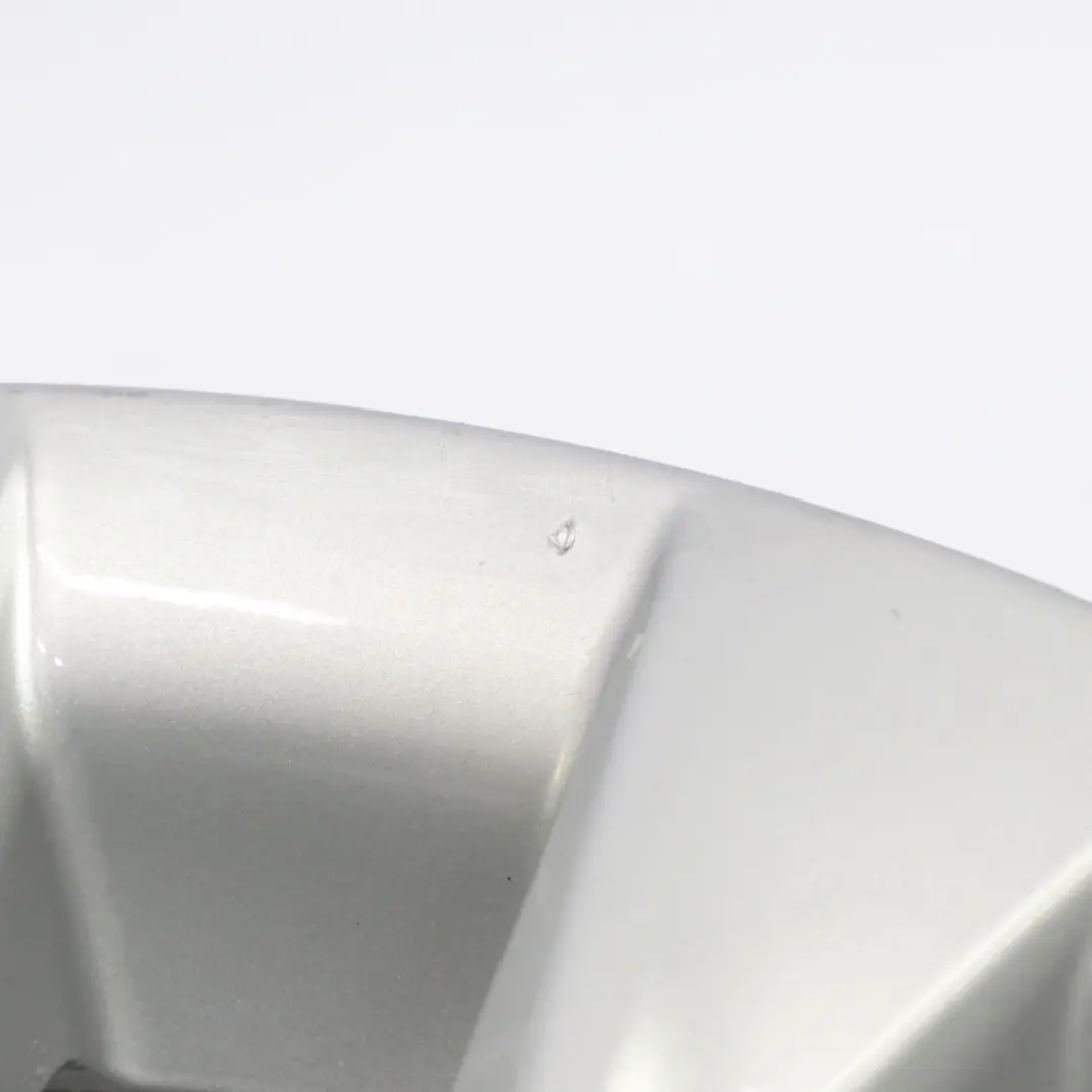 Silberne Leicht metall felge 17" V-Speiche 621 ET:34 7,5J für BMW X1 E84 mit Teilenummer 6861846 BMW X1 E84 Silberne Leicht metall felge 17" V-Speiche 621 ET:34 7,5J - SKU 6861846-1 - Teilenummer 6861846