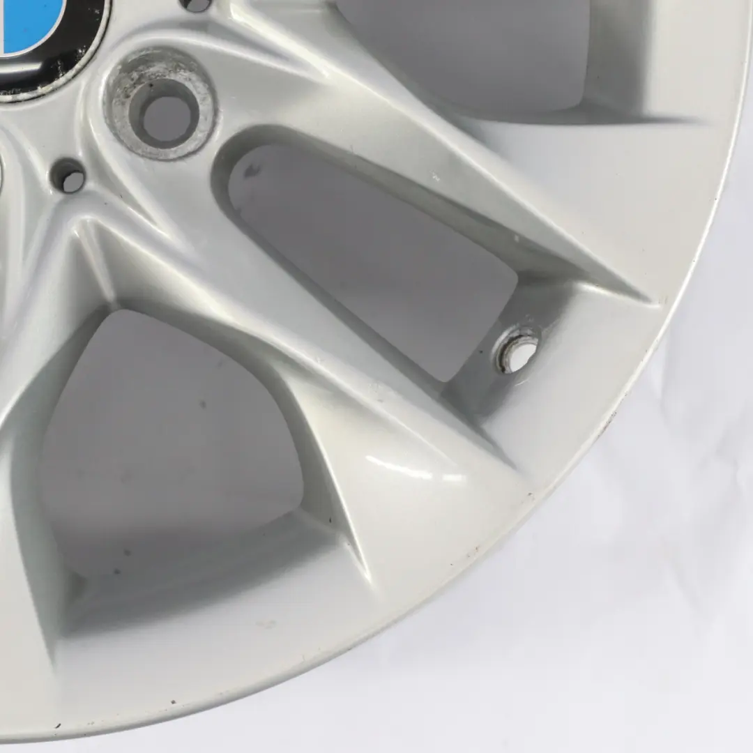 Silberne Leicht metall felge 17" V-Speiche 621 ET:34 7,5J für BMW X1 E84 mit Teilenummer 6861846 BMW X1 E84 Silberne Leicht metall felge 17" V-Speiche 621 ET:34 7,5J - SKU 6861846-2 - Teilenummer 6861846