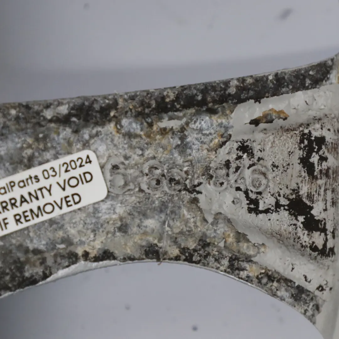 Alloy Wheel Rim 17" V Spoke 621 ET:34 7,5J to BMW X1 E84 Silver with Part number 6861846 BMW X1 E84 Silver Alloy Wheel Rim 17" V Spoke 621 ET:34 7,5J - SKU 6861846-3 - Part number 6861846