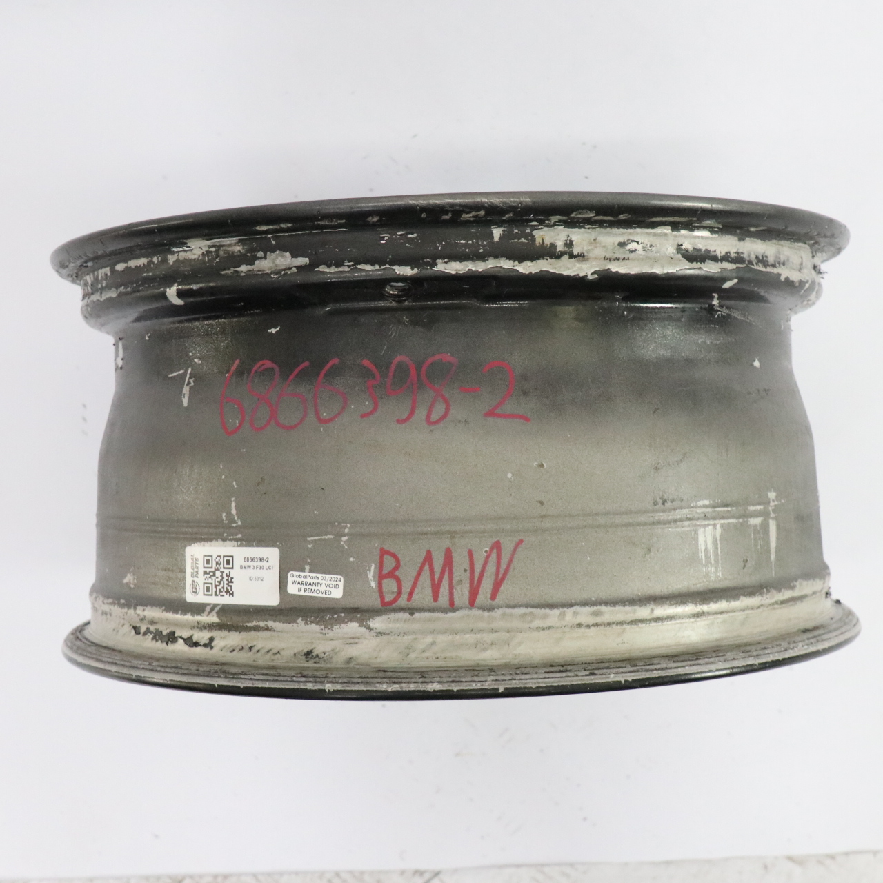冷凍F30 H40 BMW F30 F31 LCI Grey Rear Alloy Wheel Rim 18