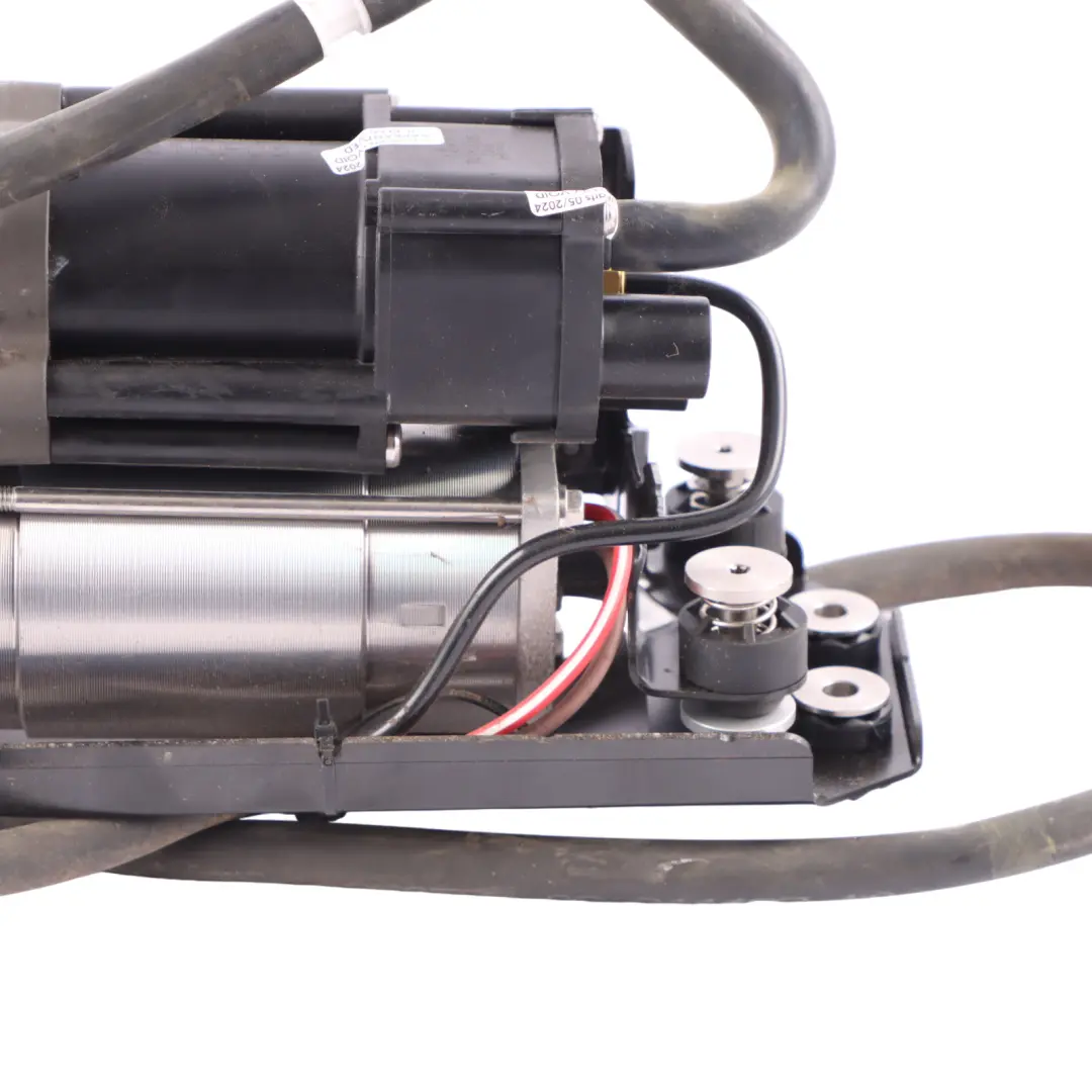 BMW F01 F02 F07 F11 Air Supply Suspension Compressor Motor 6789450 - SKU 6875176-2 - Part number 6875176