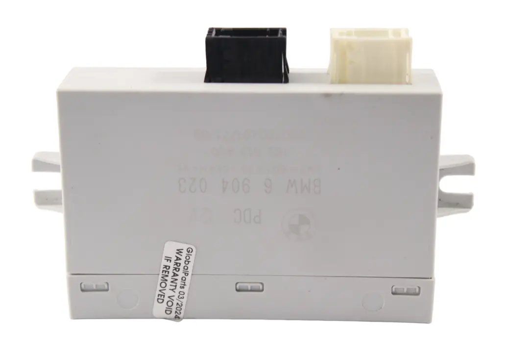 Moduł Sterownik Systemu Parkowania ECU PDC do BMW E39 E46 o numerze 6904023 BMW E39 E46 Moduł Sterownik Systemu Parkowania ECU PDC - SKU 6904023 - Numer Części 6904023