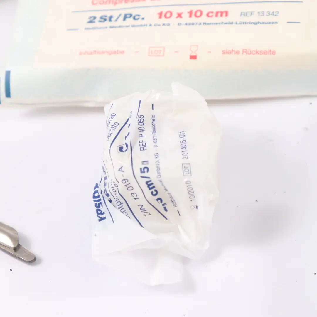 Universal Erste-Hilfe-Notfall-Kit Medizinische Tasche schwarz für BMW MINI mit Teilenummer 6949966 BMW MINI Universal Erste-Hilfe-Notfall-Kit Medizinische Tasche schwarz - SKU 6949966-3 - Teilenummer 6949966