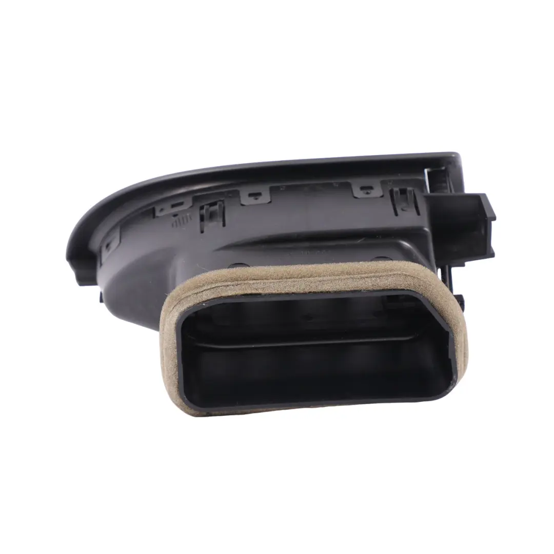 Kratka Nawiewu Deski Rozdzielczej Lewa do BMW E63 E64 630i o numerze 7009271 BMW E63 E64 630i Kratka Nawiewu Deski Rozdzielczej Lewa - SKU 7009271 - Numer Części 7009271