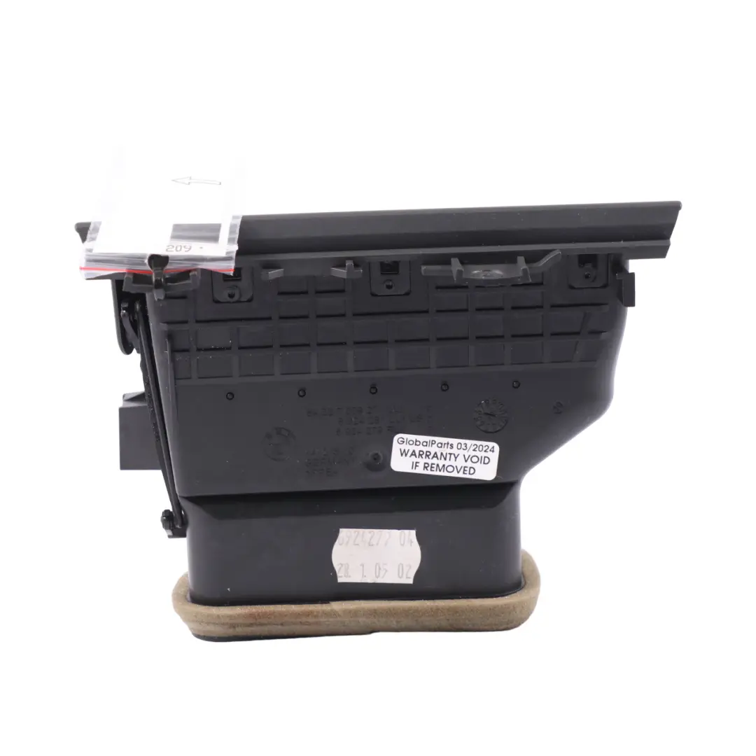 Kratka Nawiewu Deski Rozdzielczej Lewa do BMW E63 E64 630i o numerze 7009271 BMW E63 E64 630i Kratka Nawiewu Deski Rozdzielczej Lewa - SKU 7009271 - Numer Części 7009271