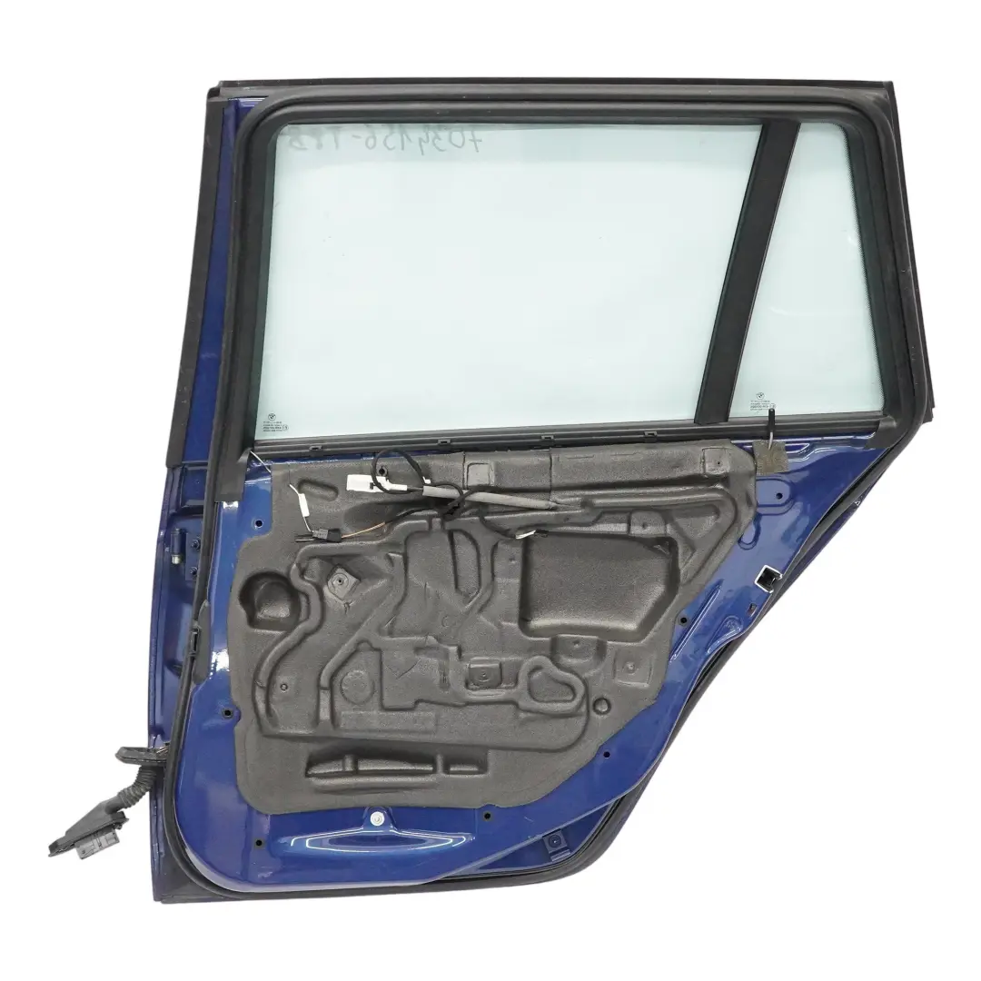 Tür hinten rechts Topasblau Topaz Blue Metallic - 364 für BMW E46 Touring mit Teilenummer 7034156 BMW E46 Touring Tür hinten rechts Topasblau Topaz Blue Metallic - 364 - SKU 7034156-TPB - Teilenummer 7034156