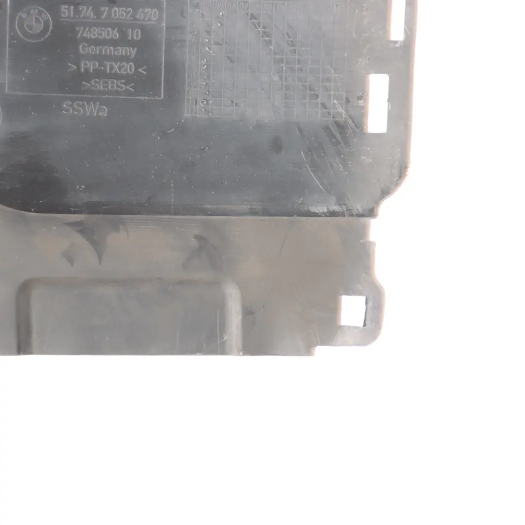 BMW E63 Radiator Cover Trim Front Right O/S Mount Bracket - SKU 7052470 - Part number 7052470