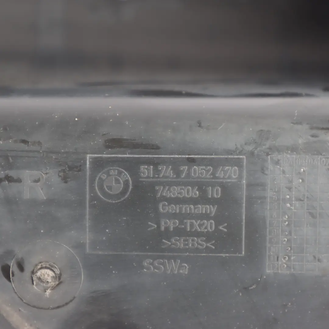 BMW E63 Radiator Cover Trim Front Right O/S Mount Bracket - SKU 7052470 - Part number 7052470