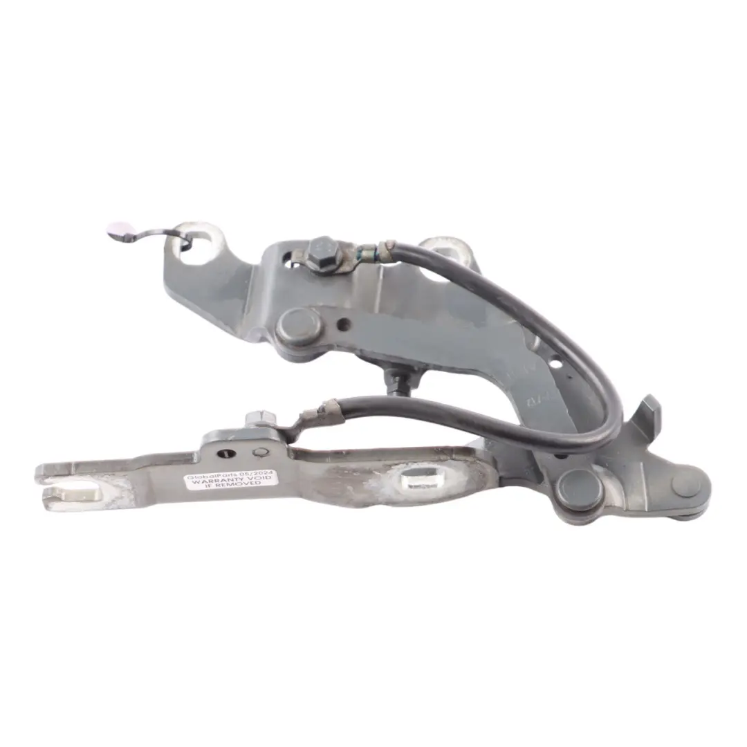 Hinge BMW 3 E90 E92 Left Engine Bonnet Hinge N/S Tasman Green Metallic - A81 to with Part number 7210677 Hinge BMW 3 E90 E92 Left Engine Bonnet Hinge N/S Tasman Green Metallic - A81 - SKU 7115263-TAS - Part number 7210677