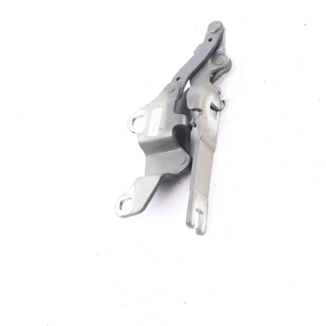 Hinge BMW E90 E92 E93 Right Engine Bonnet Hinge O/S Tasman Green Metallic - A81 to with Part number 7115264 Hinge BMW E90 E92 E93 Right Engine Bonnet Hinge O/S Tasman Green Metallic - A81 - SKU 7115264-TAS - Part number 7115264