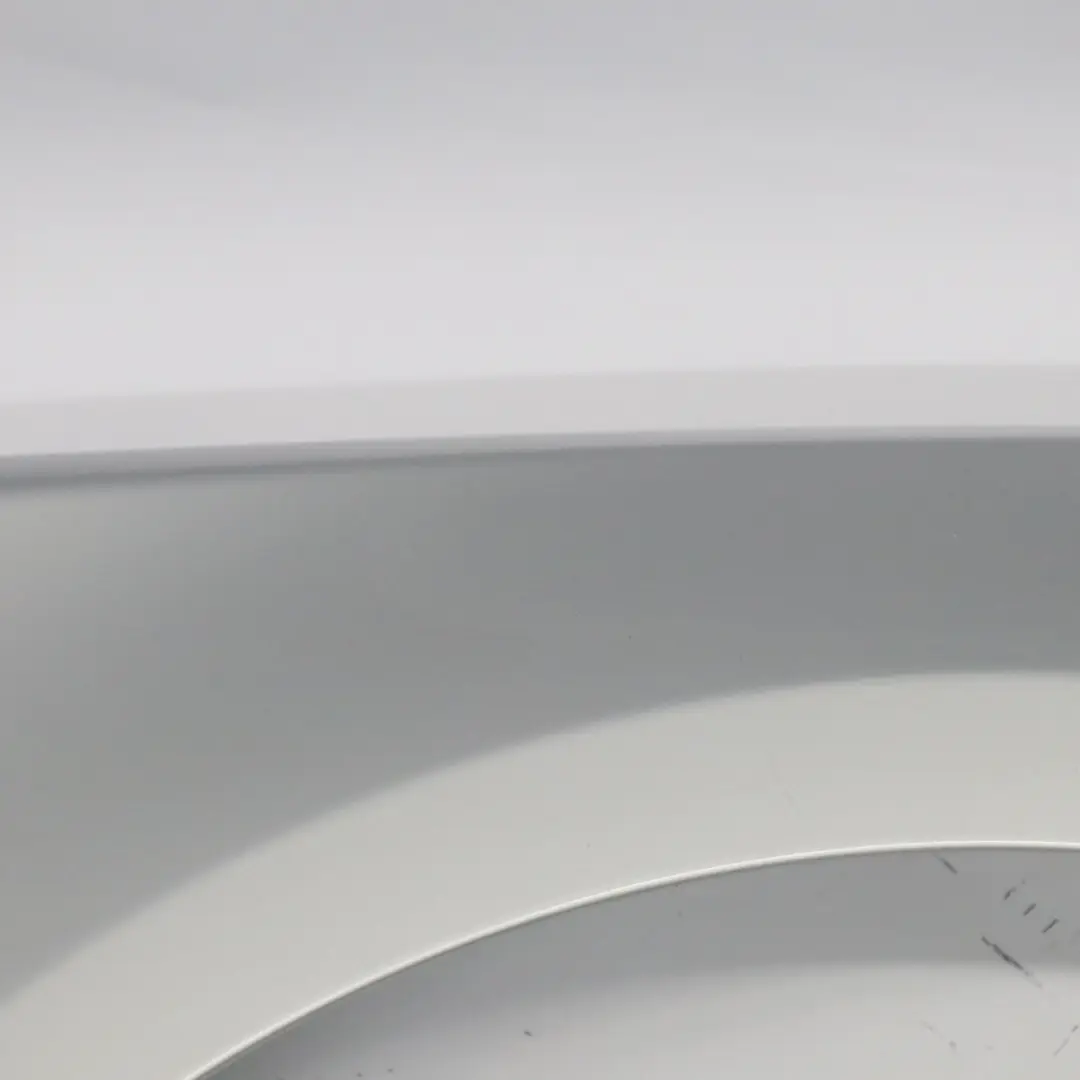 BMW E81 E87 Panel lateral Fender Wing Delantero Derecho Titansilber Plata - 354 - SKU 7133228-TS - Número de pieza 7133228