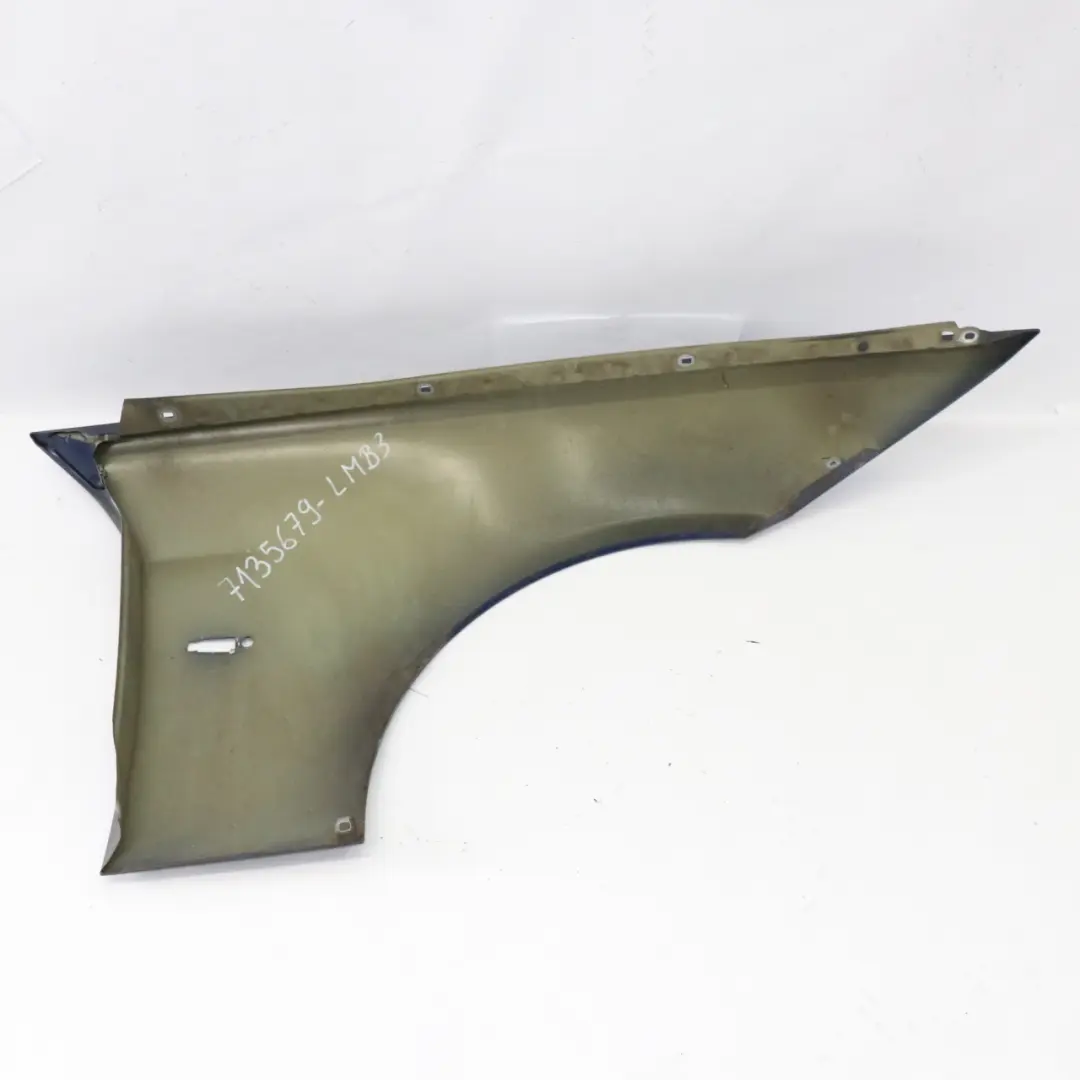 Seitenverkleidung Kotflügel vorne links Le Mans Blau - 381 für BMW E90 E91 mit Teilenummer 7135679 BMW E90 E91 Seitenverkleidung Kotflügel vorne links Le Mans Blau - 381 - SKU 7135679-LMB3 - Teilenummer 7135679
