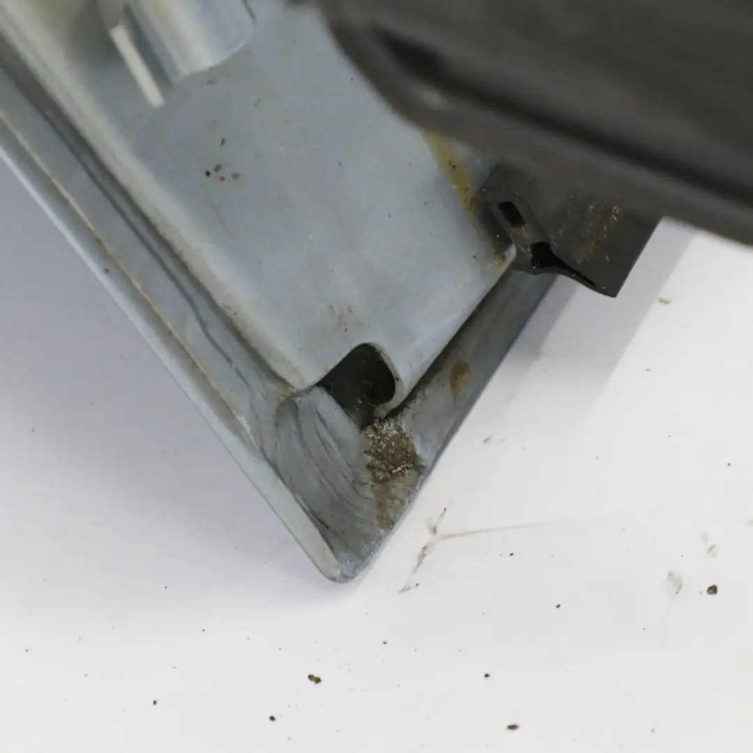 Puerta Delantera Derecha Bluewater Blue Water - 896 para BMW E92 E93 con número de pieza 7200570 BMW E92 E93 Puerta Delantera Derecha Bluewater Blue Water - 896 - SKU 7200570-WB - Número de pieza 7200570