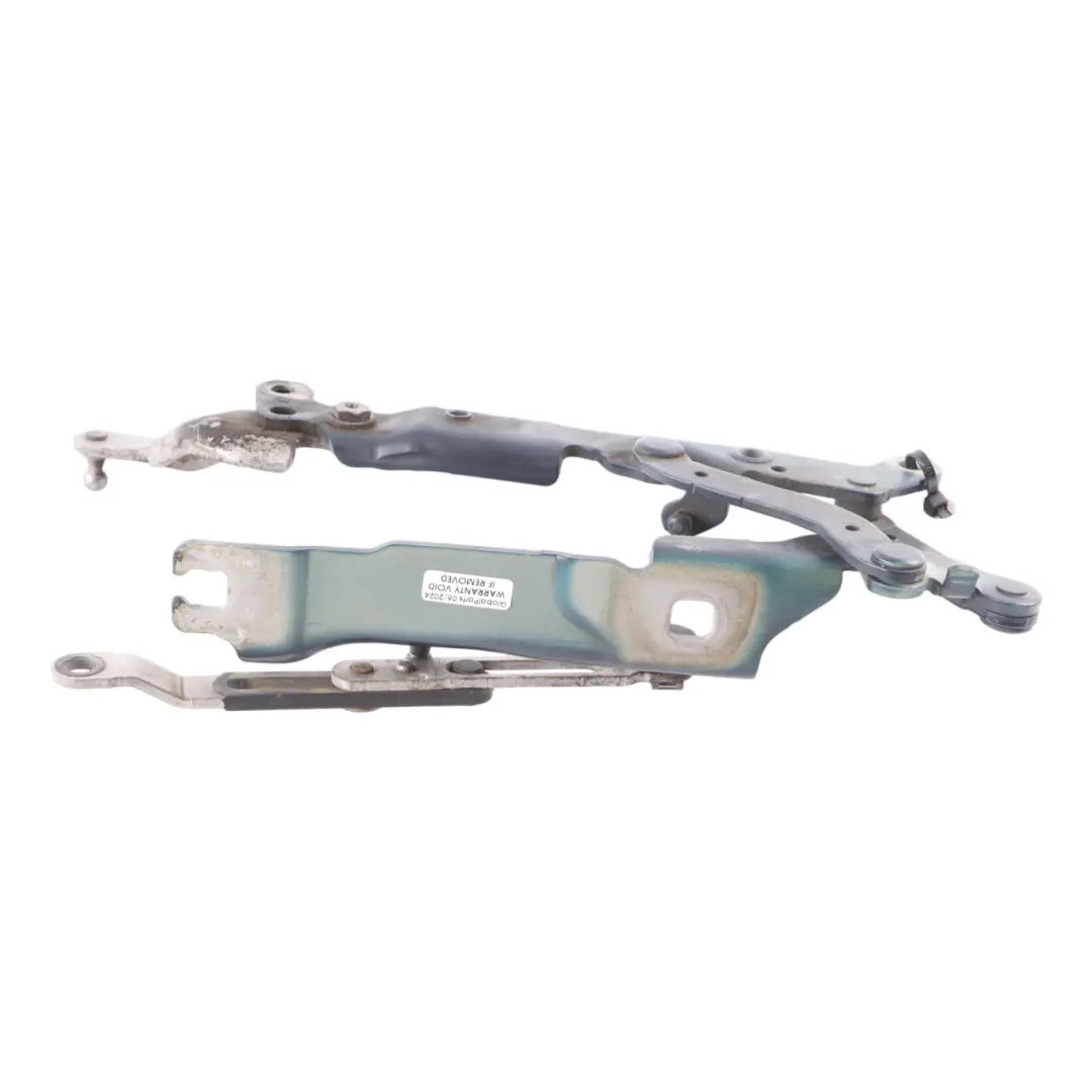 Hood Hinge Right O/S Engine Bonnet Hinge Tiefseeblau Blue Metallic - A76 to BMW F10 F11 with Part number 7207200 BMW F10 F11 Hood Hinge Right O/S Engine Bonnet Hinge Tiefseeblau Blue Metallic - A76 - SKU 7207200-DSB - Part number 7207200