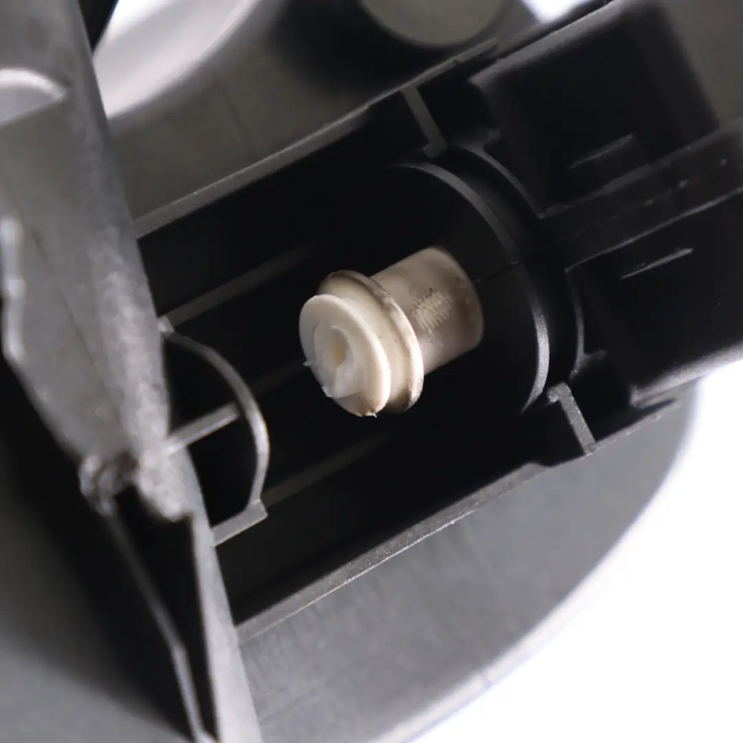  Cargador de Combustible BMW X3 F25 Tapón de Llenado Tapa Panel Base - SKU 7213035-2 - Número de pieza 7213035