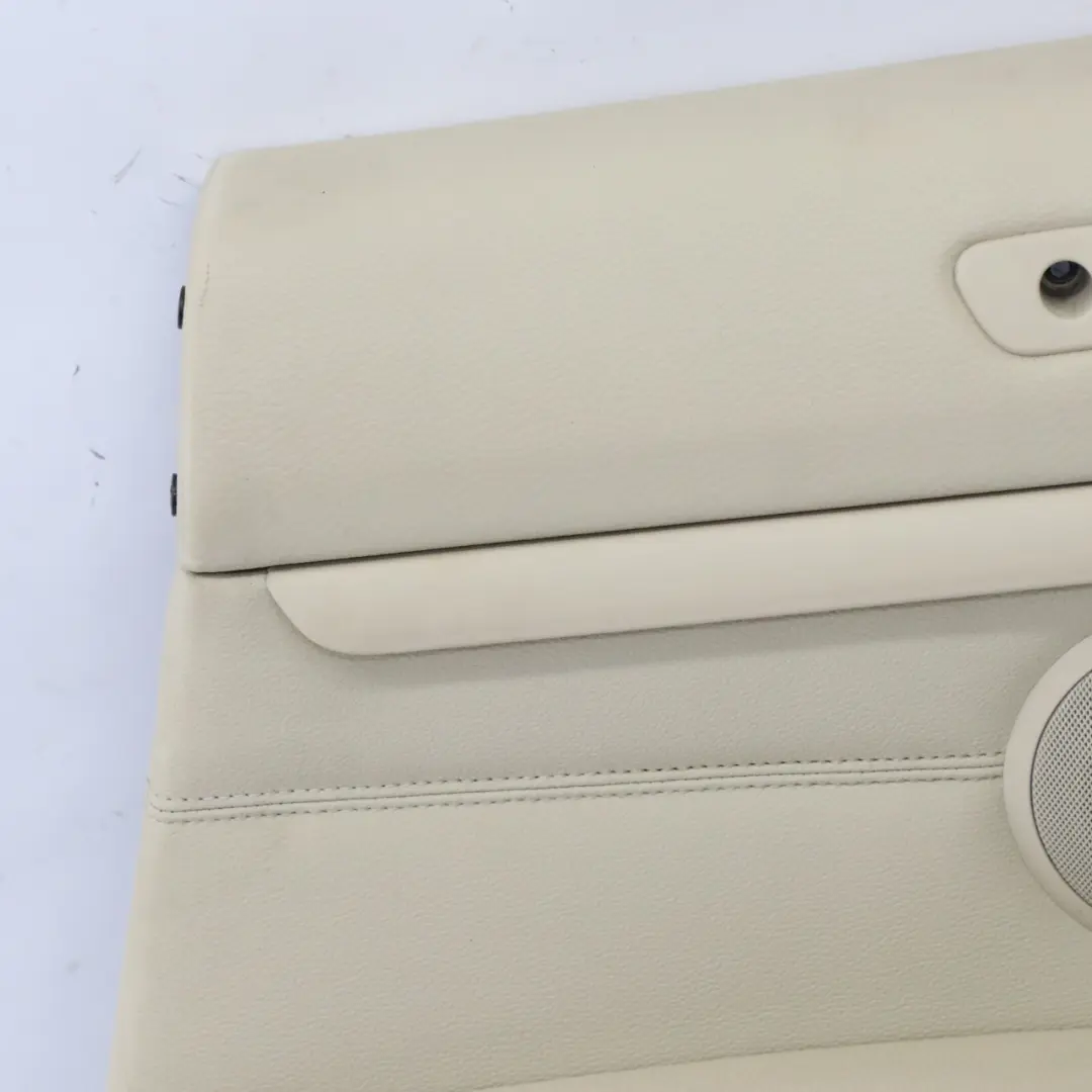 Pannello Laterale Posteriore Destro Cabrio Fodera Pelle Crema Beige per BMW E93 con numero di parte 7218932 BMW E93 Pannello Laterale Posteriore Destro Cabrio Fodera Pelle Crema Beige - SKU 7218932 - Numero di parte 7218932