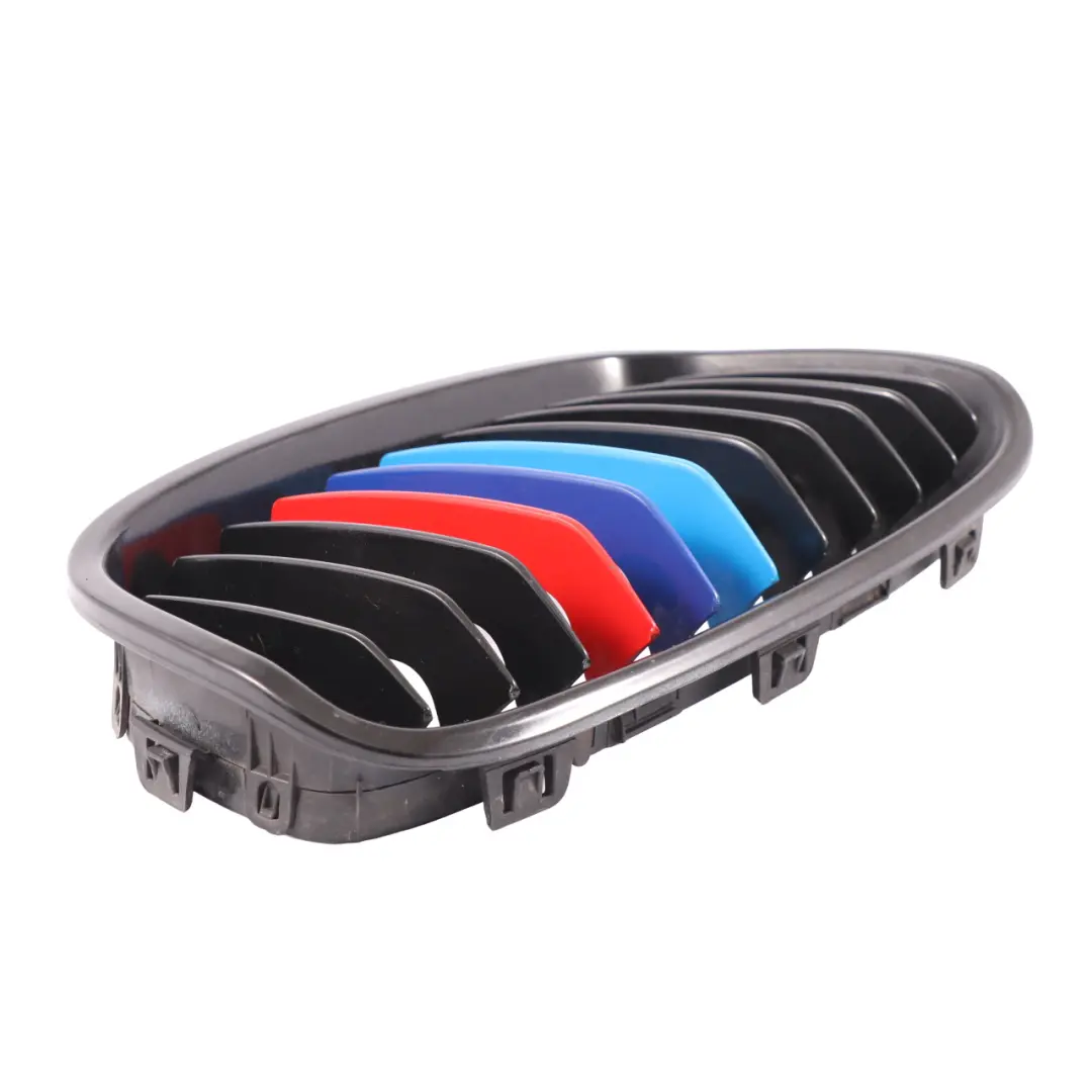 Griglia anteriore BMW F20 F21 Paraurti centrale copertura cromata N/S per con numero di parte 7239021 Griglia anteriore BMW F20 F21 Paraurti centrale copertura cromata N/S - SKU 7239021-3 - Numero di parte 7239021