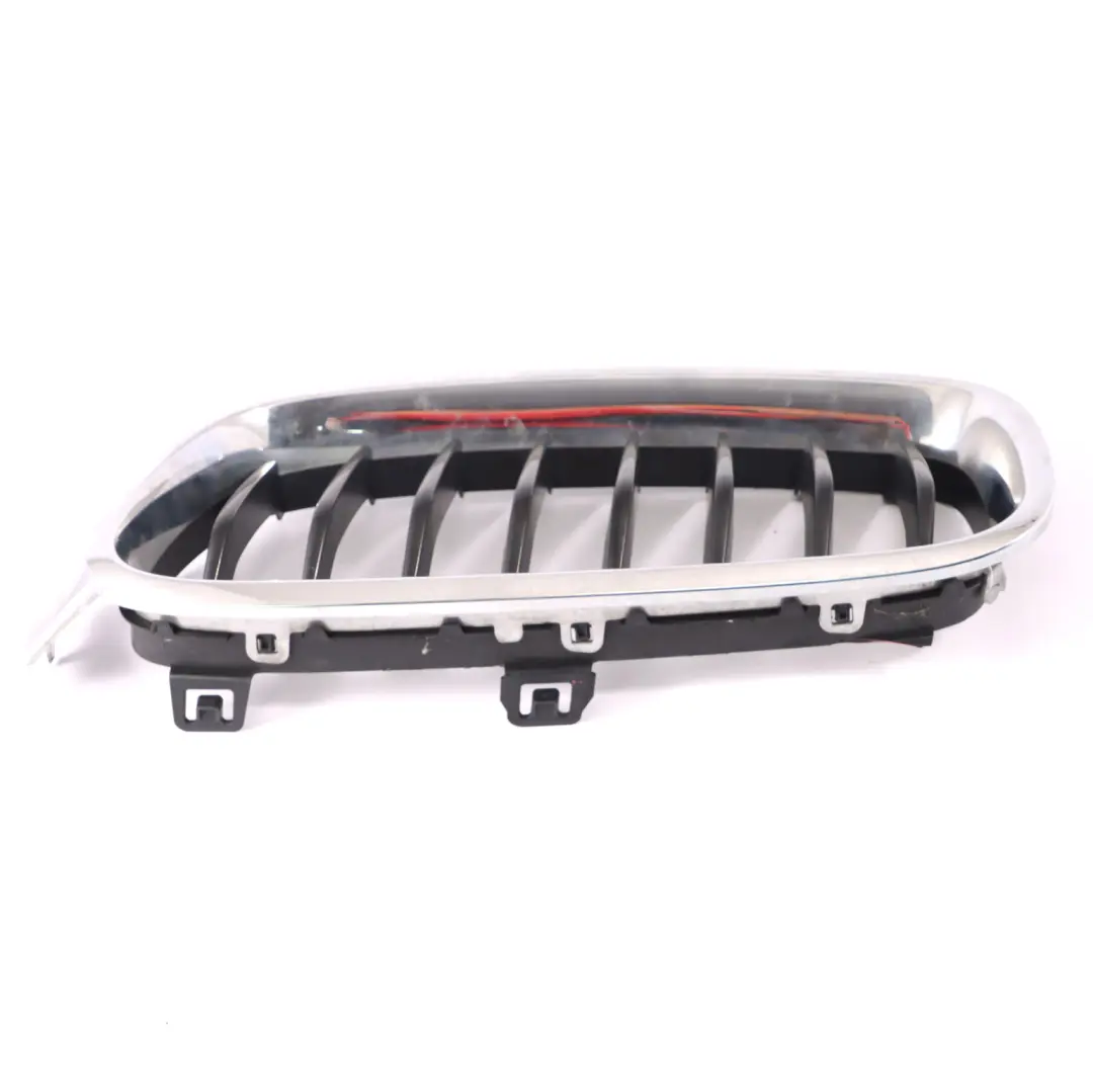 Pare-chocs avant Cadre de grille Sport gauche chromé pour BMW F30 F31 LCI à propos du numéro de pièce 7260497 BMW F30 F31 LCI Pare-chocs avant Cadre de grille Sport gauche chromé - SKU 7260497-1 - Numéro de pièce 7260497