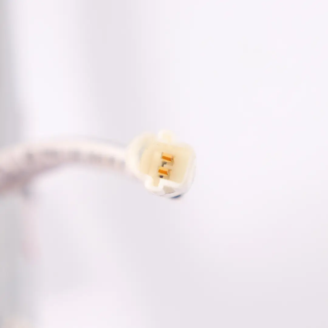 Siège Appui-tête Avant Droit Cuir Dakota Ivoire Blanc pour BMW F12 F13 à propos du numéro de pièce 7281876 BMW F12 F13 Siège Appui-tête Avant Droit Cuir Dakota Ivoire Blanc - SKU 7281876 - Numéro de pièce 7281876