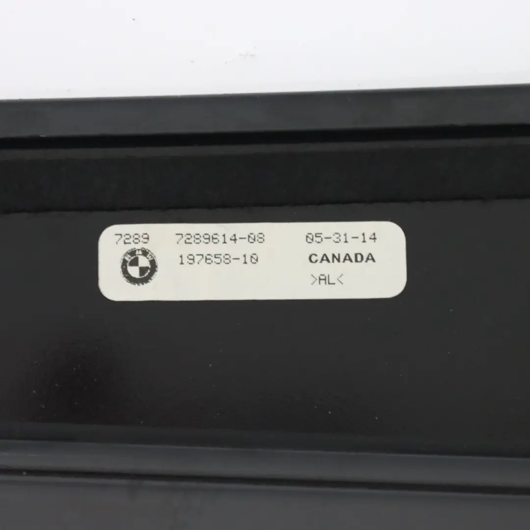 Acabado Ventana Delantera Derecha Marco Puerta B-Pilar Brillo para BMW F15 con número de pieza 7289614 BMW F15 Acabado Ventana Delantera Derecha Marco Puerta B-Pilar Brillo - SKU 7289614 - Número de pieza 7289614