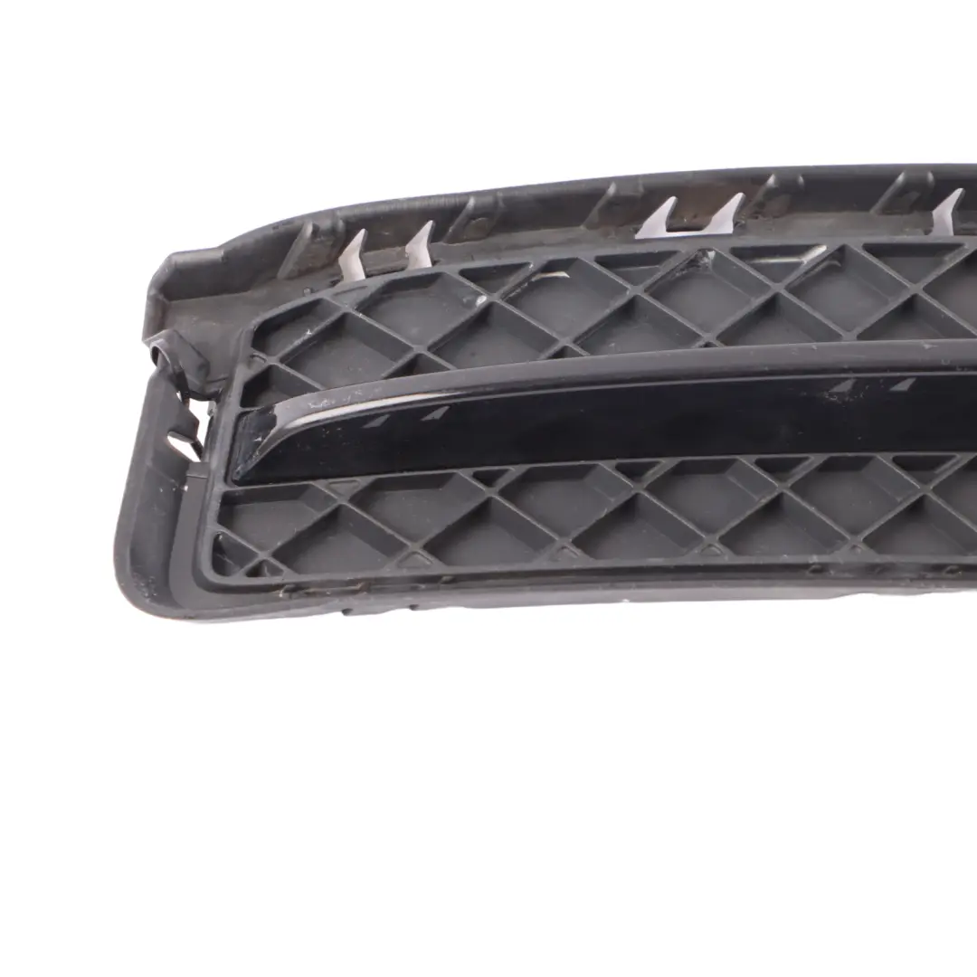 E84Grille inférieure du pare-chocs avant gauche Sport Line X-Line pour BMW X1 à propos du numéro de pièce 7303757 BMW X1 E84Grille inférieure du pare-chocs avant gauche Sport Line X-Line - SKU 7303757-1 - Numéro de pièce 7303757