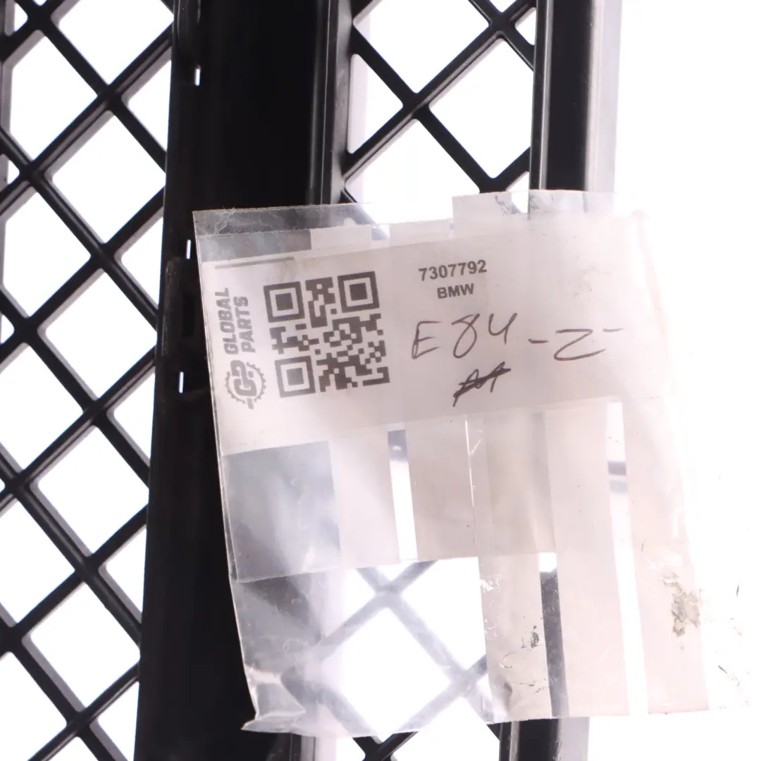 Pare-chocs avant inférieur Moulage central de la calandre pour Bmw X1 E84 à propos du numéro de pièce 7307792 Bmw X1 E84 Pare-chocs avant inférieur Moulage central de la calandre - SKU 7307792 - Numéro de pièce 7307792